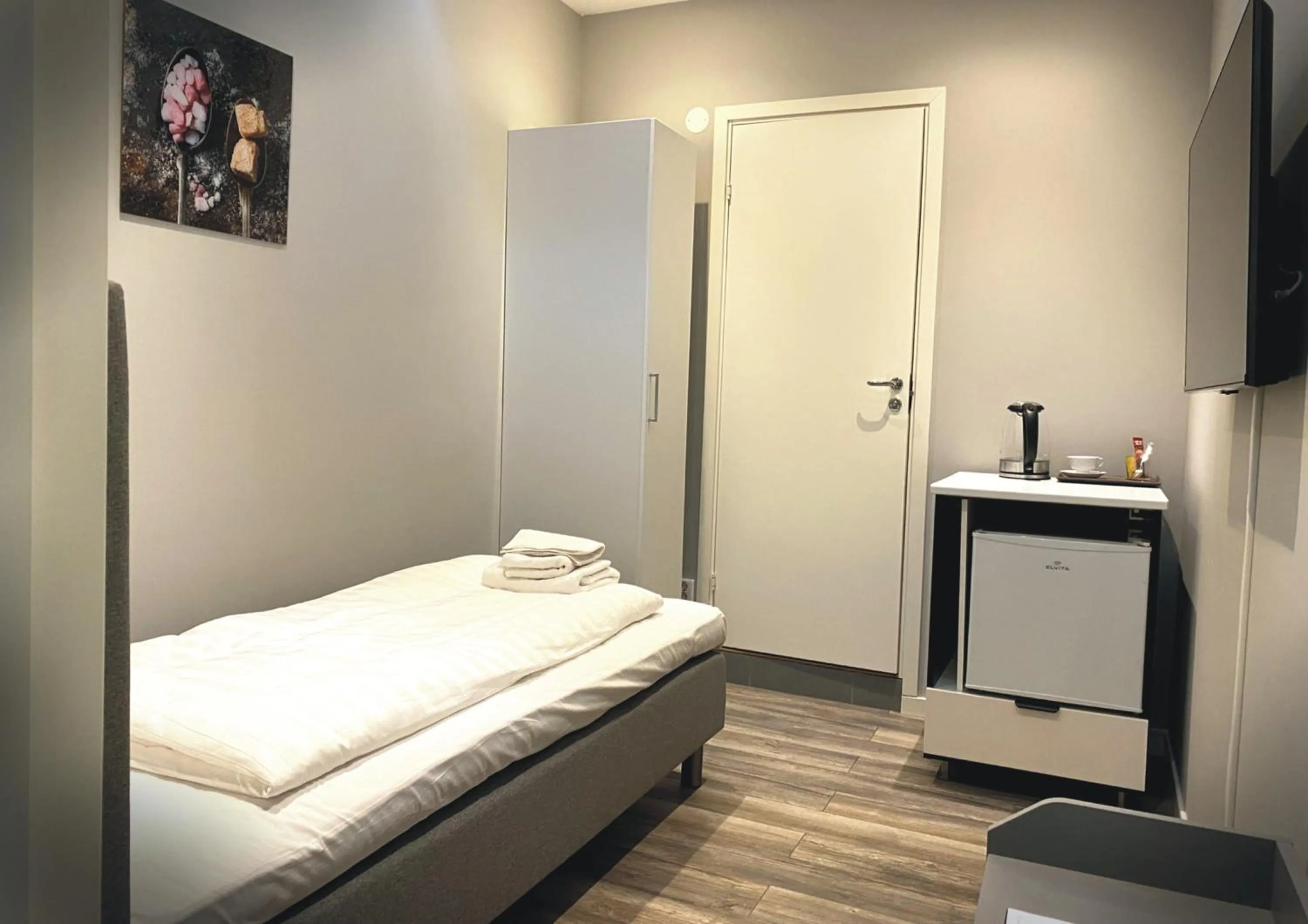 Bed in Älvsjö stadshotell