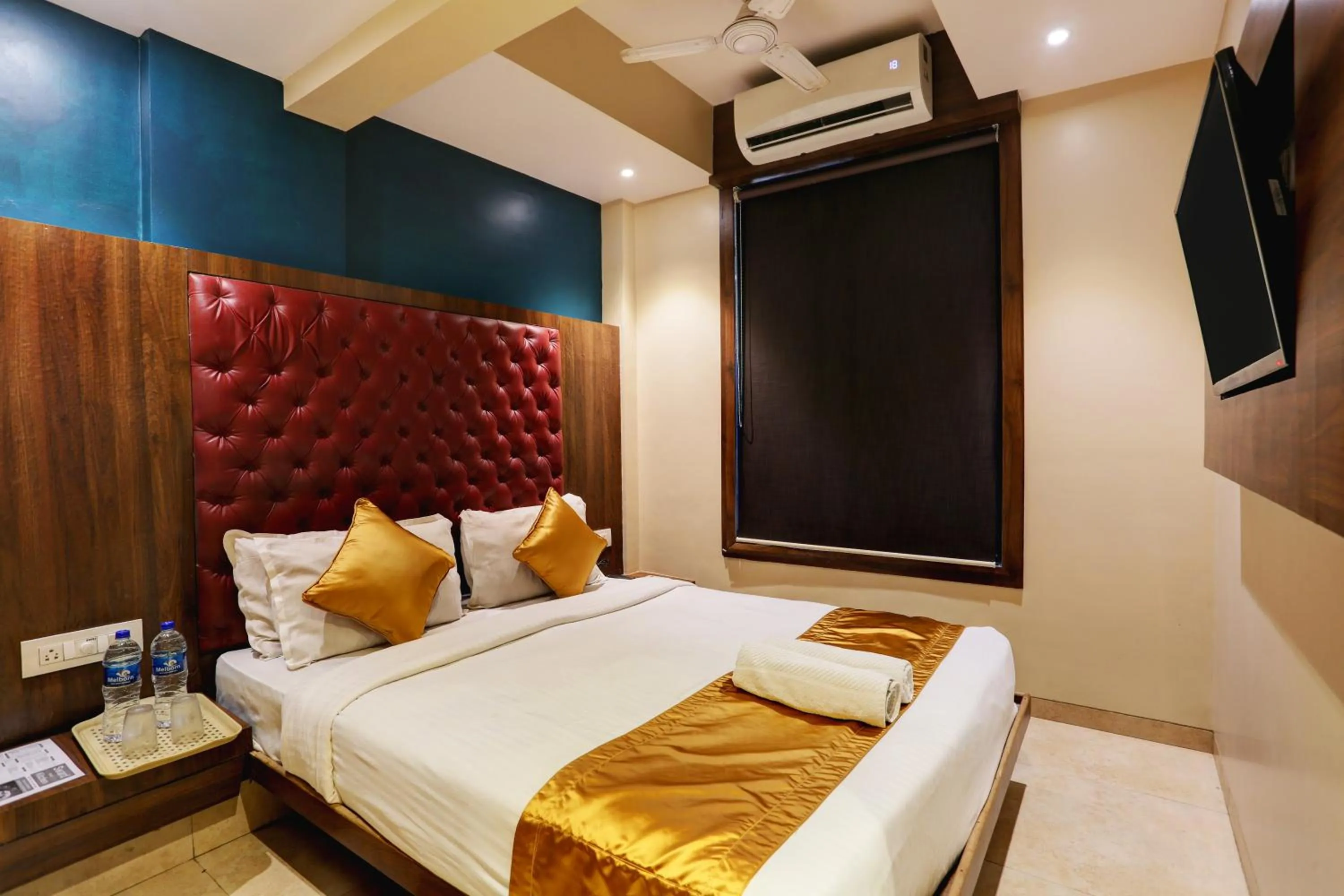 Bedroom, Bed in Hotel Sea Breeze