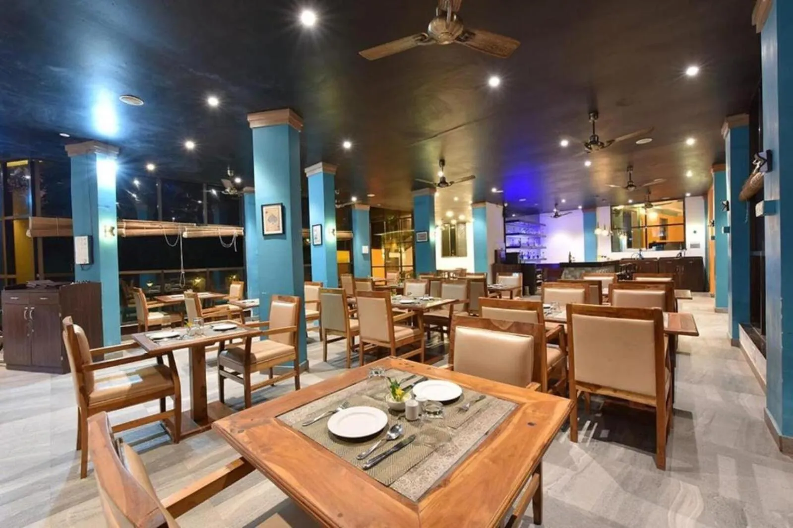 Restaurant/places to eat in Silvanus Forest Retreat, Alibaug