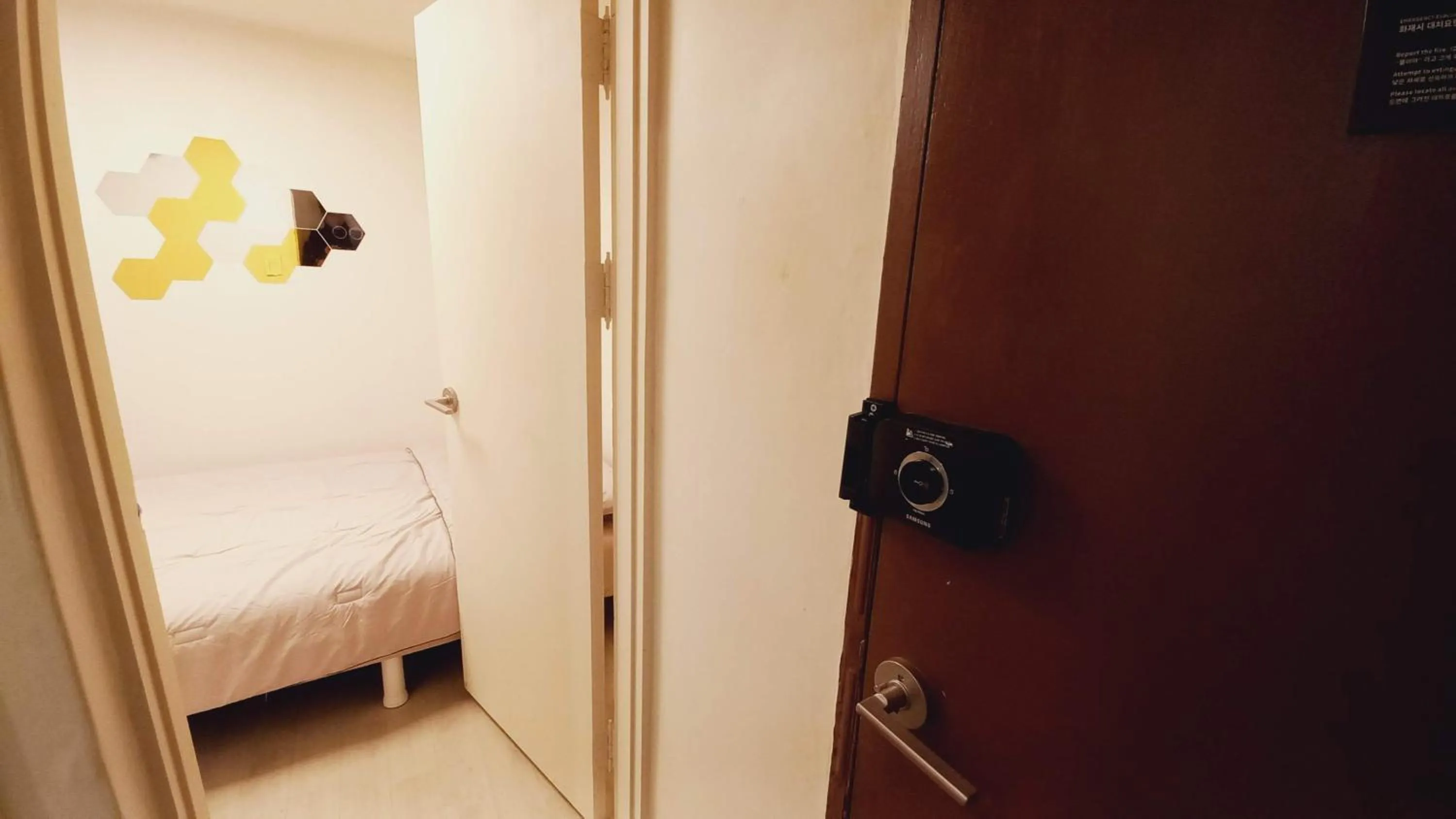 Bed in G Yongsan Inn