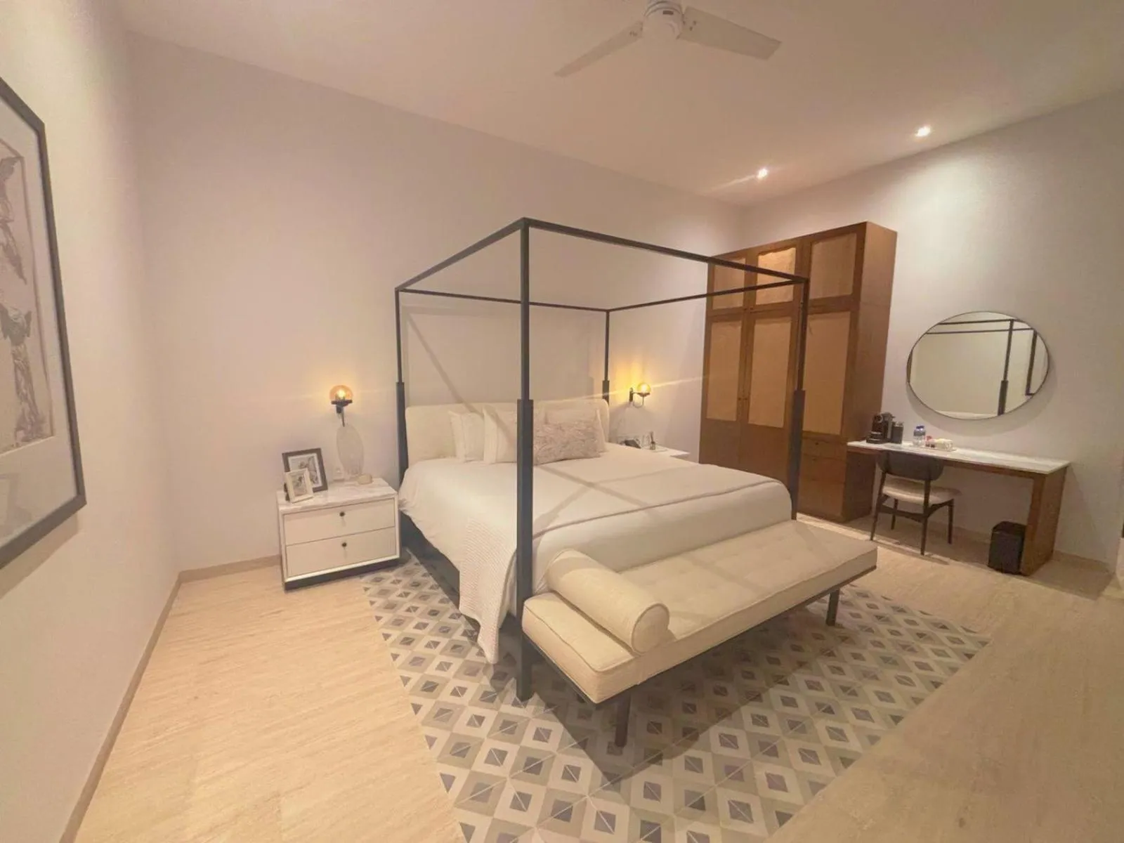 Bed in Casa Continental Hotel Boutique & Suites - Adults Only