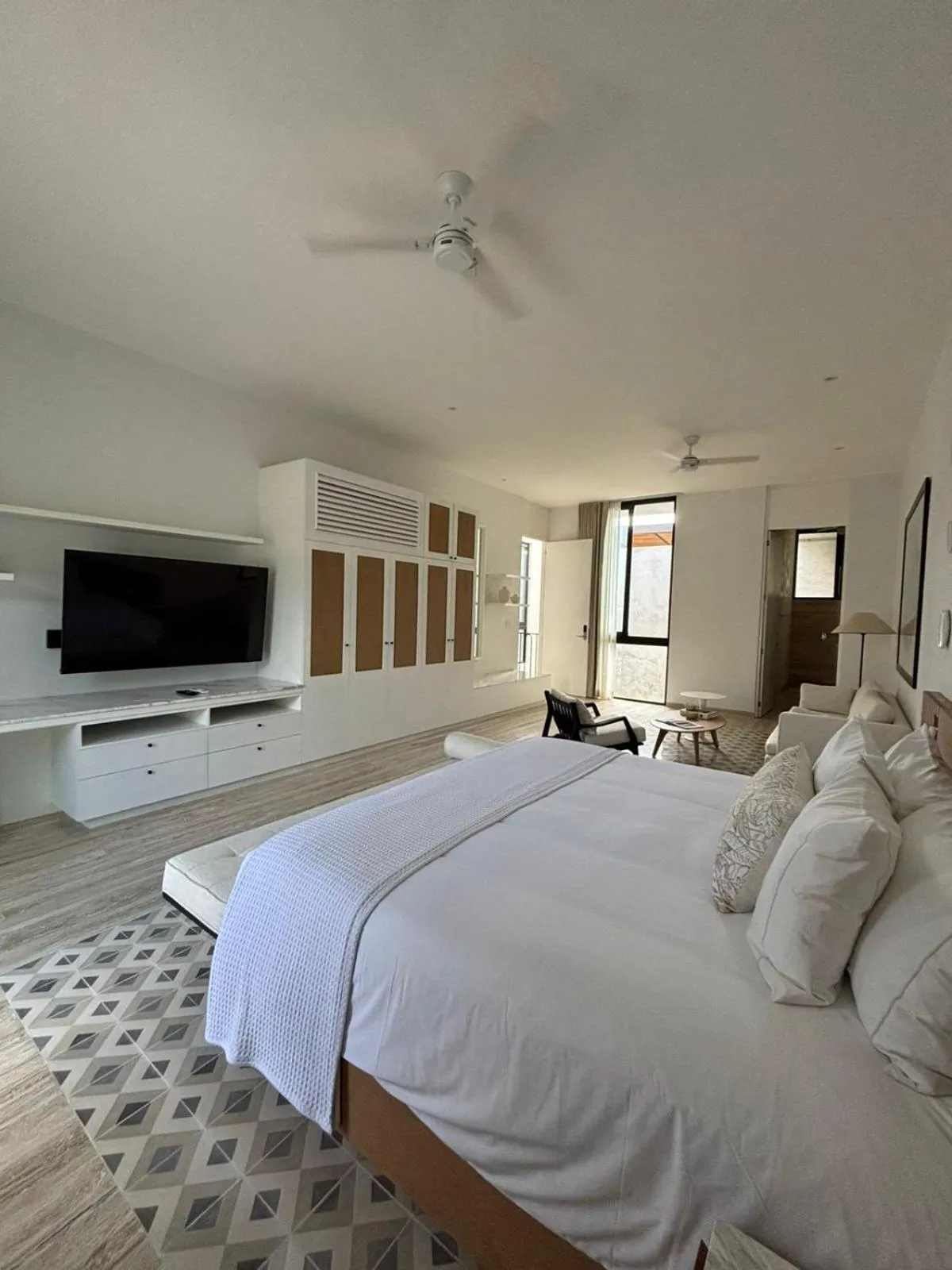 Bed in Casa Continental Hotel Boutique & Suites - Adults Only