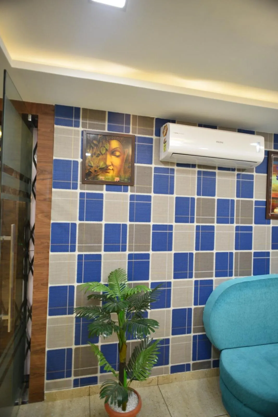 Hotel Royal Residency