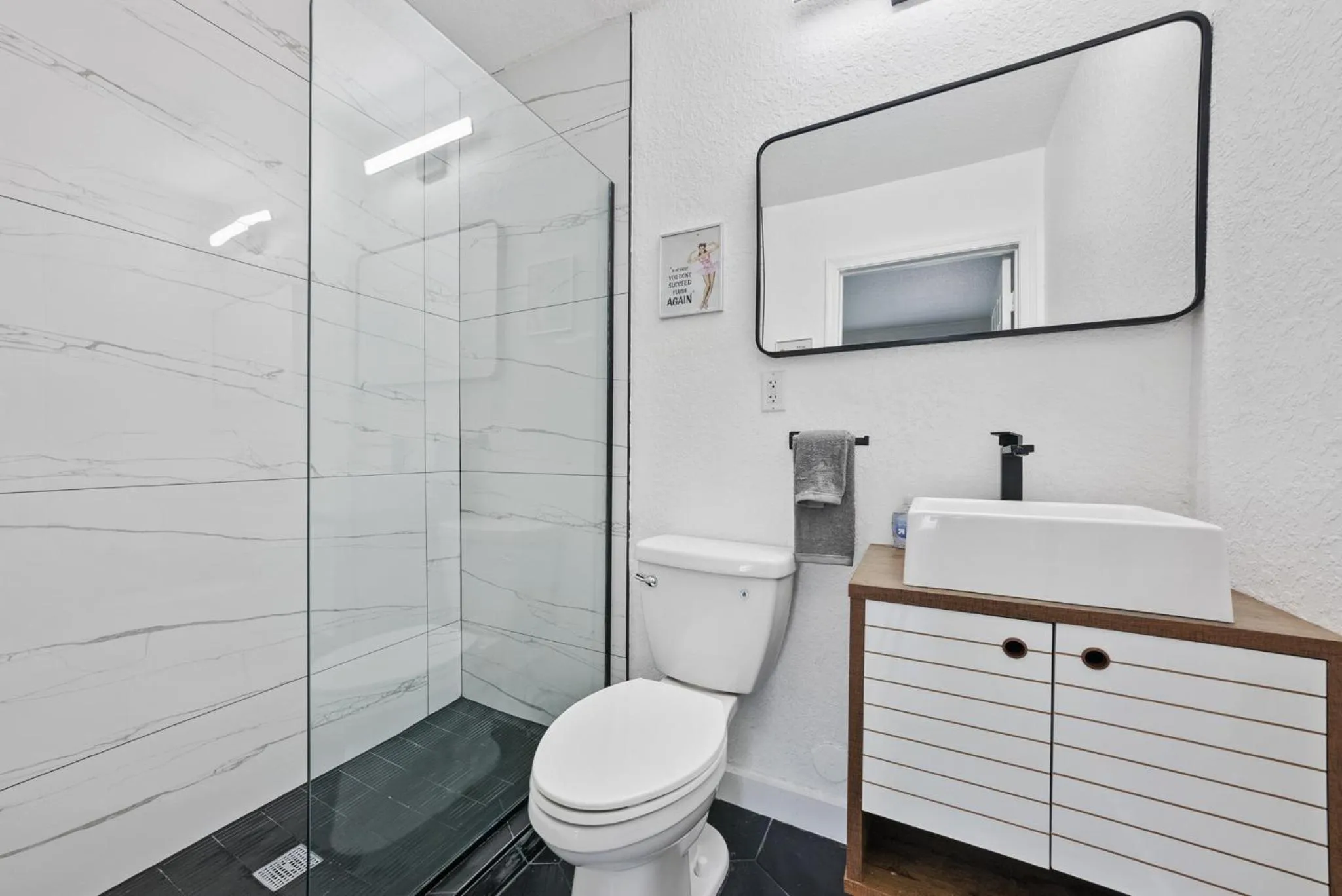 Las Olas Guest House