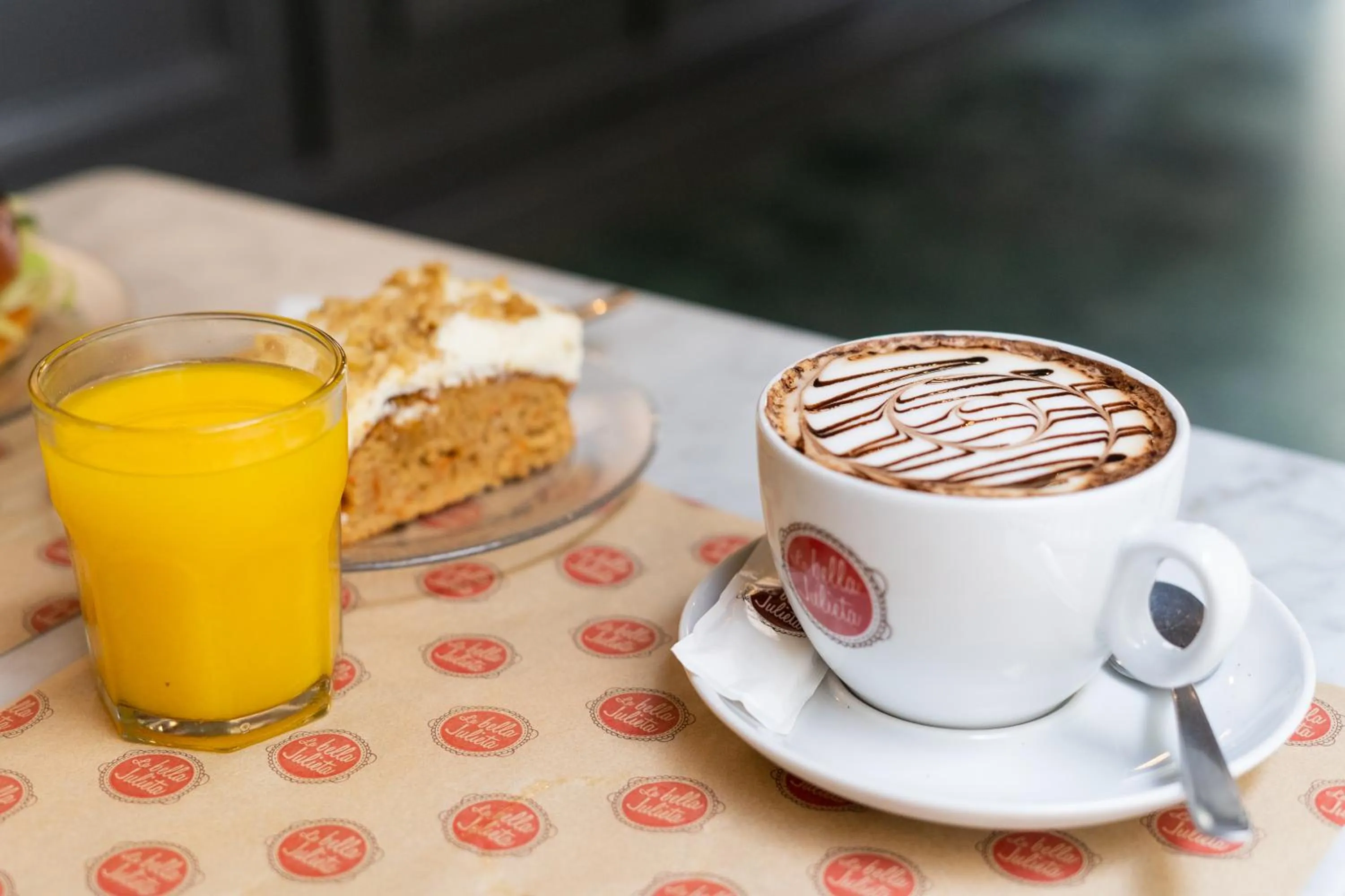 Food and drinks in Soho Boutique Malaga