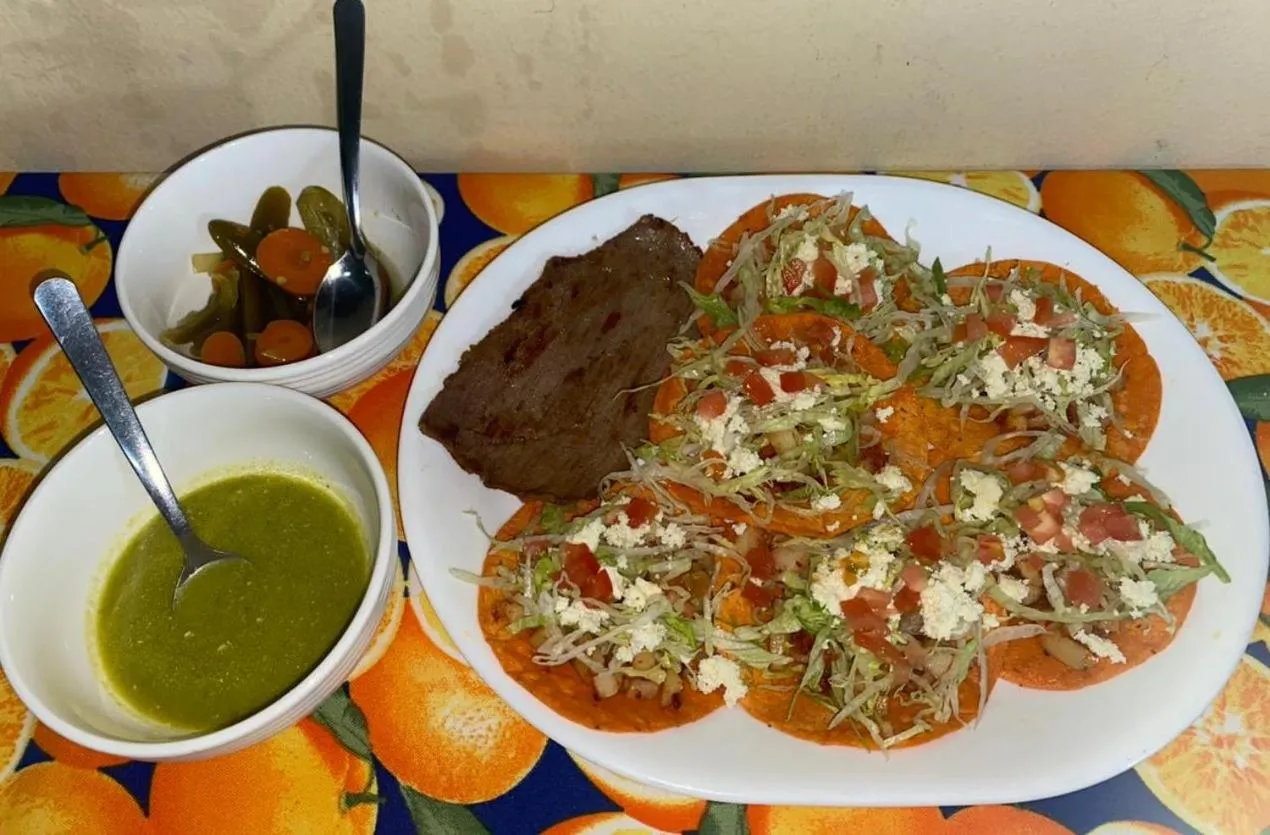 Food and drinks in Hotel Del Valle