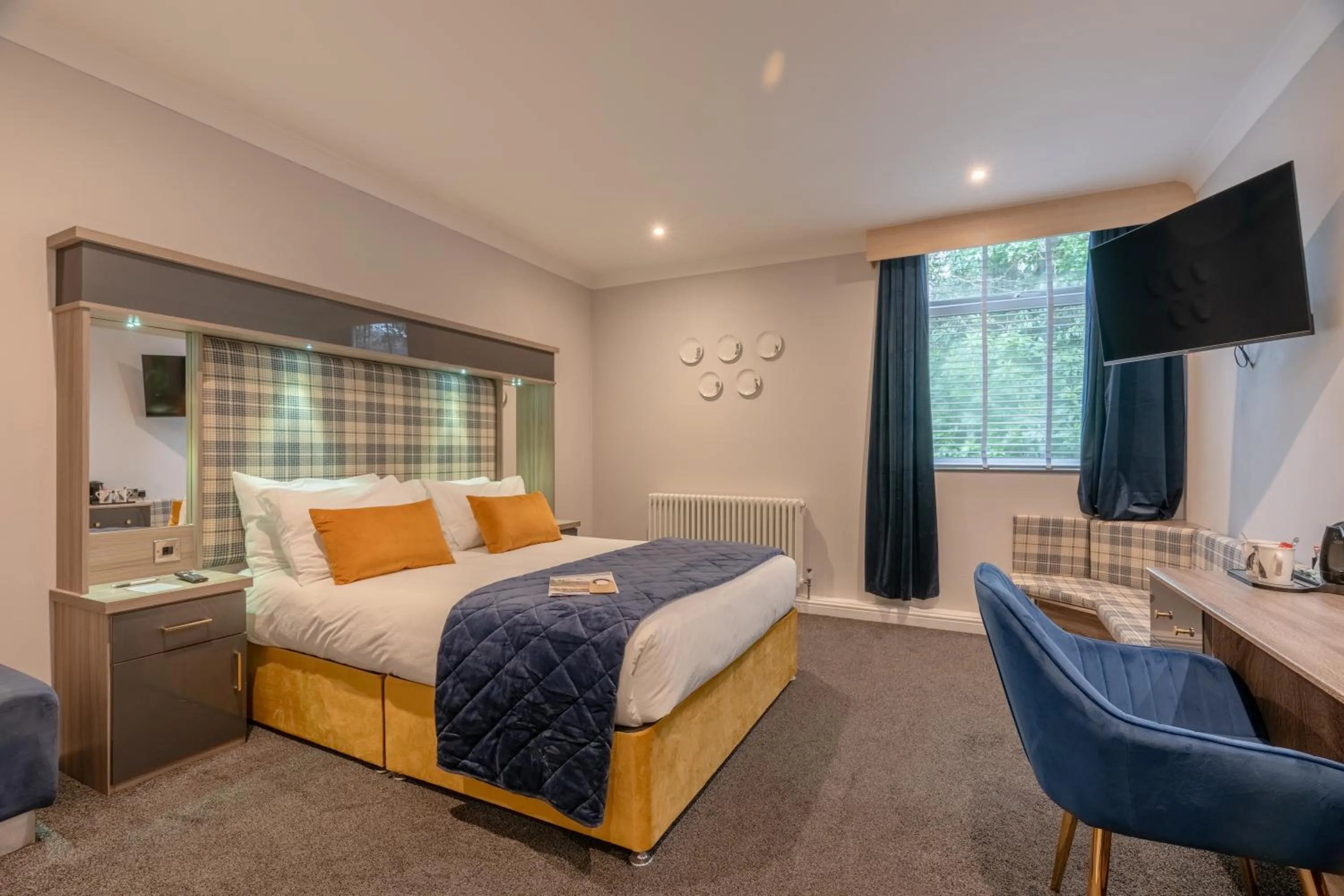 Bed in The Whitehall Hotel & Distillery