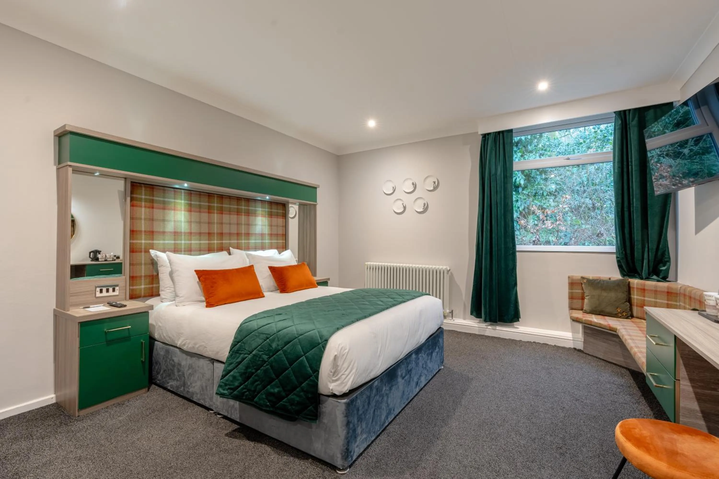 Bed in The Whitehall Hotel & Distillery