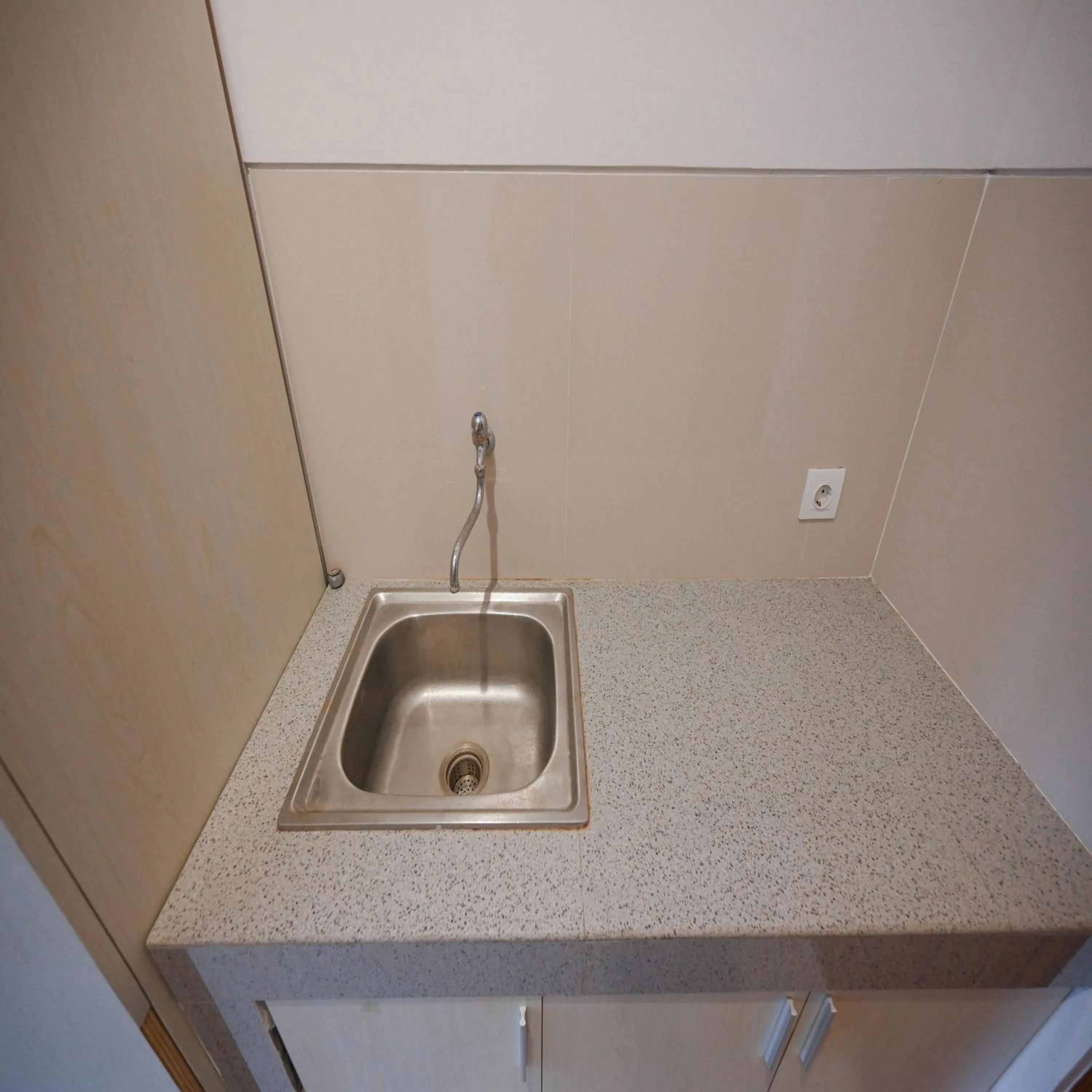 Property building in RedDoorz Plus at Kencana Residence Jimbaran