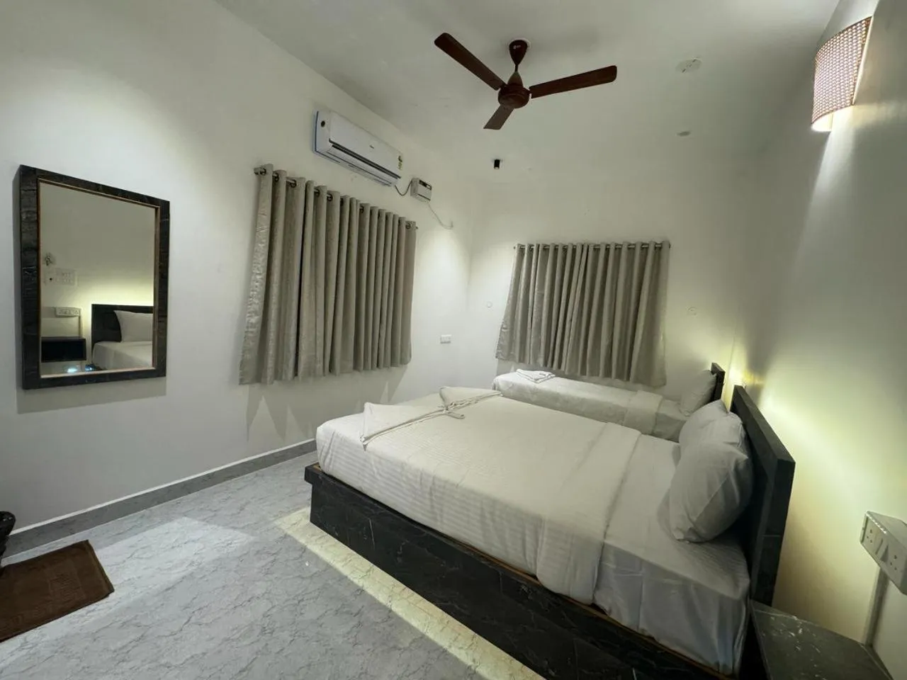 Bed in La Tamara Suite - TIE