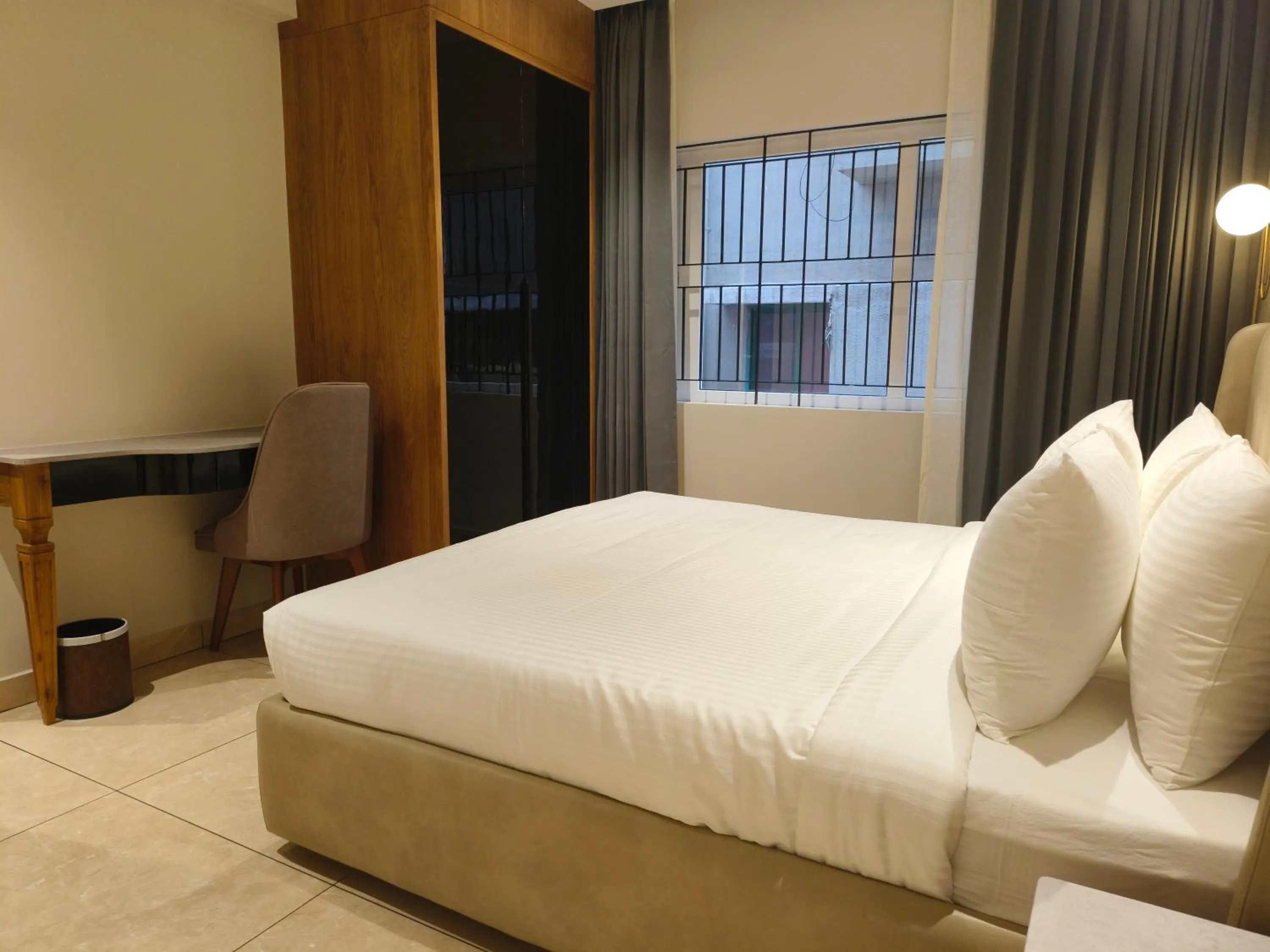 Bed in Zipp Hotel Le Opera