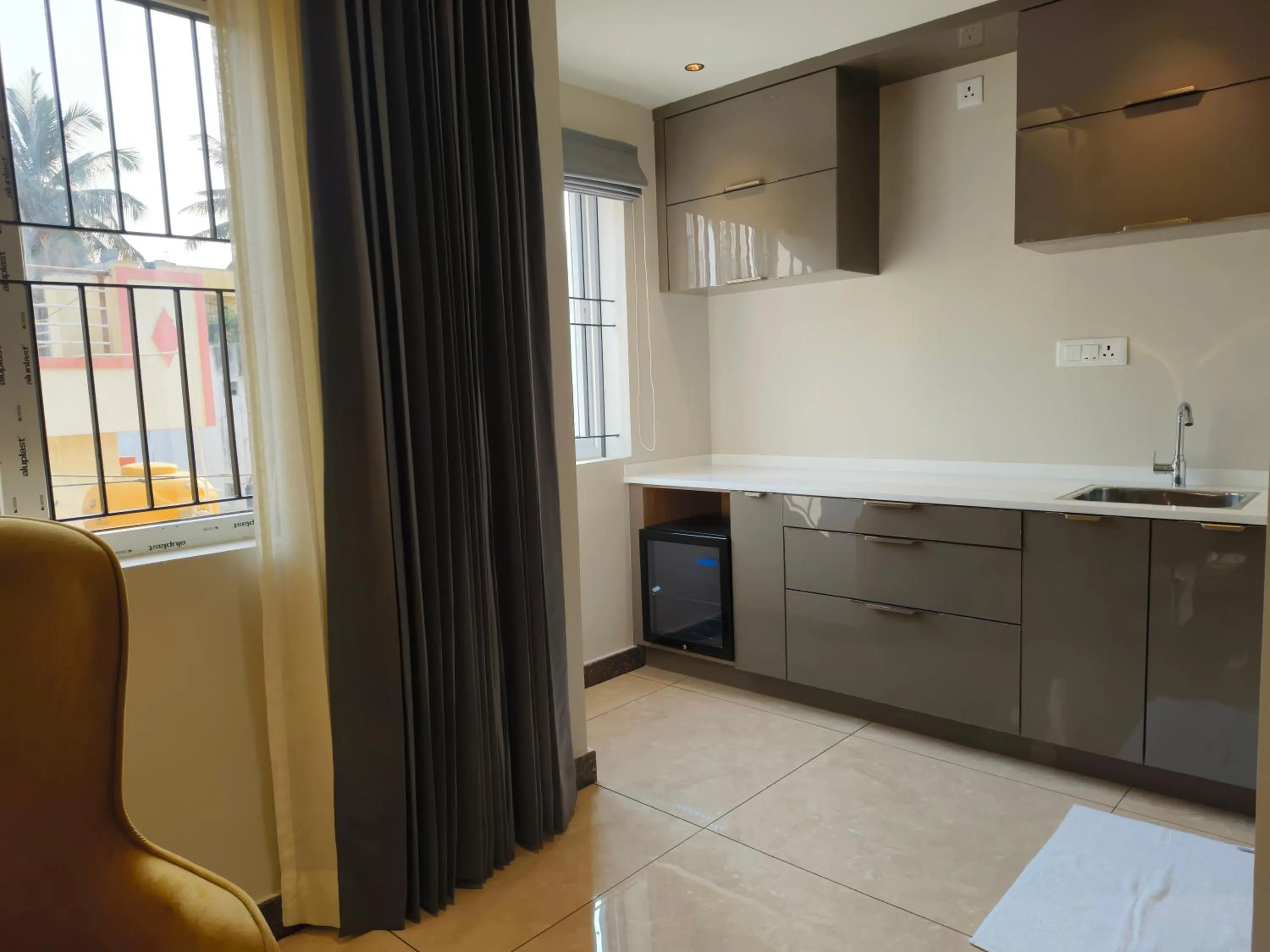 Kitchen or kitchenette in Zipp Hotel Le Opera