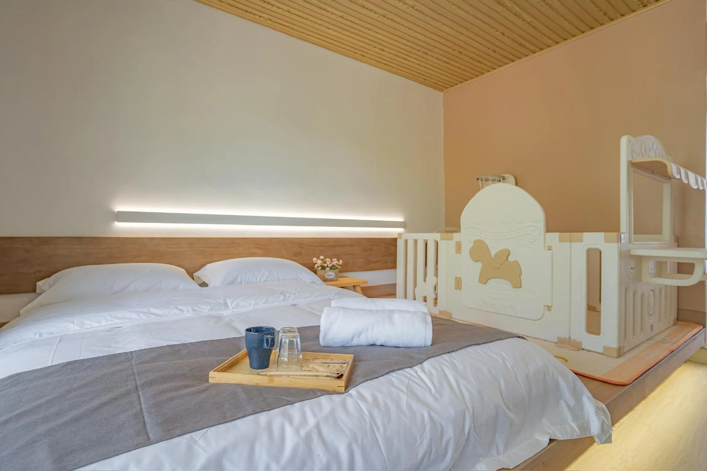 Bedroom, Bed in BIDONG VIEW RESORT