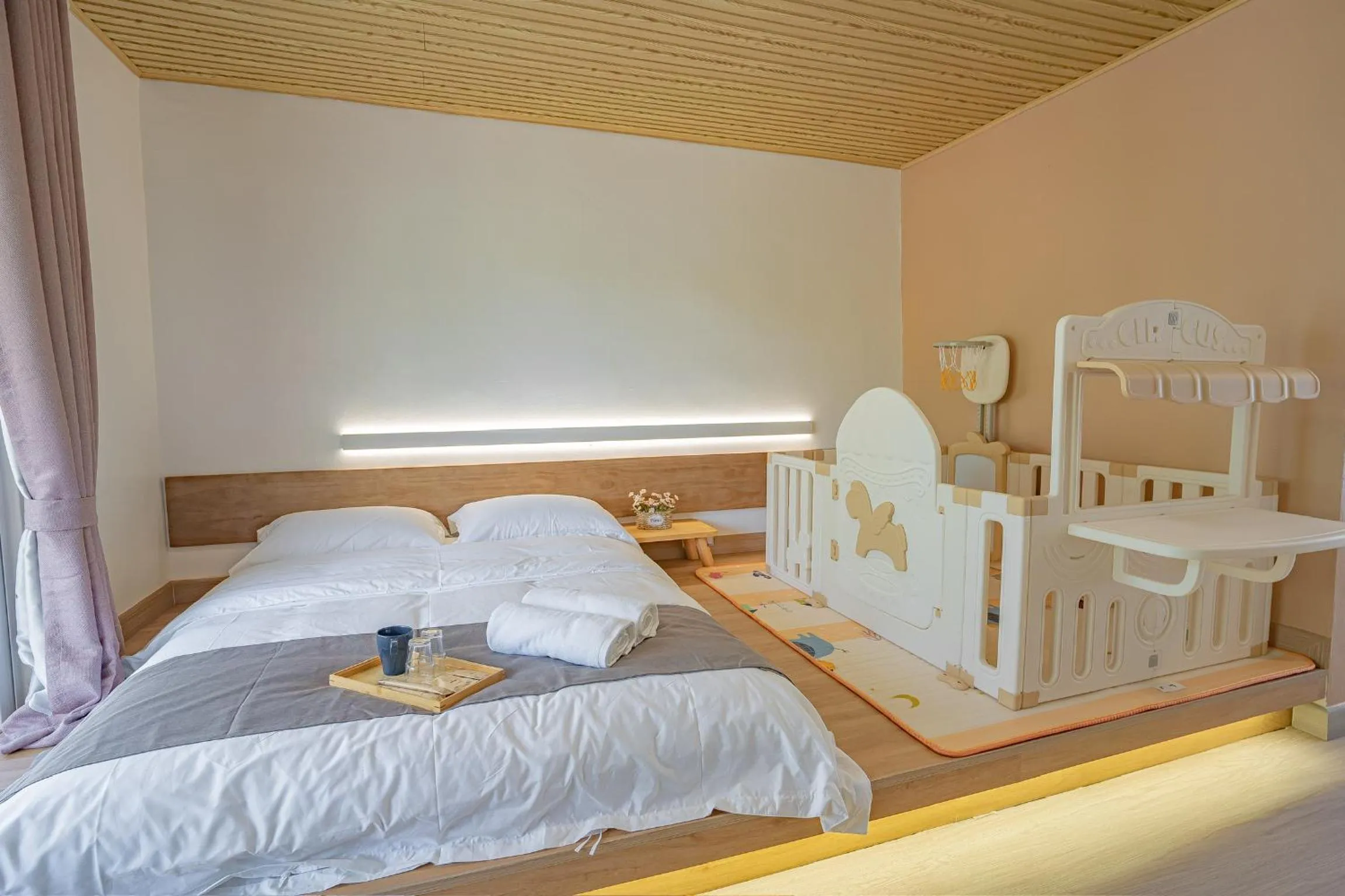 Bed in BIDONG VIEW RESORT