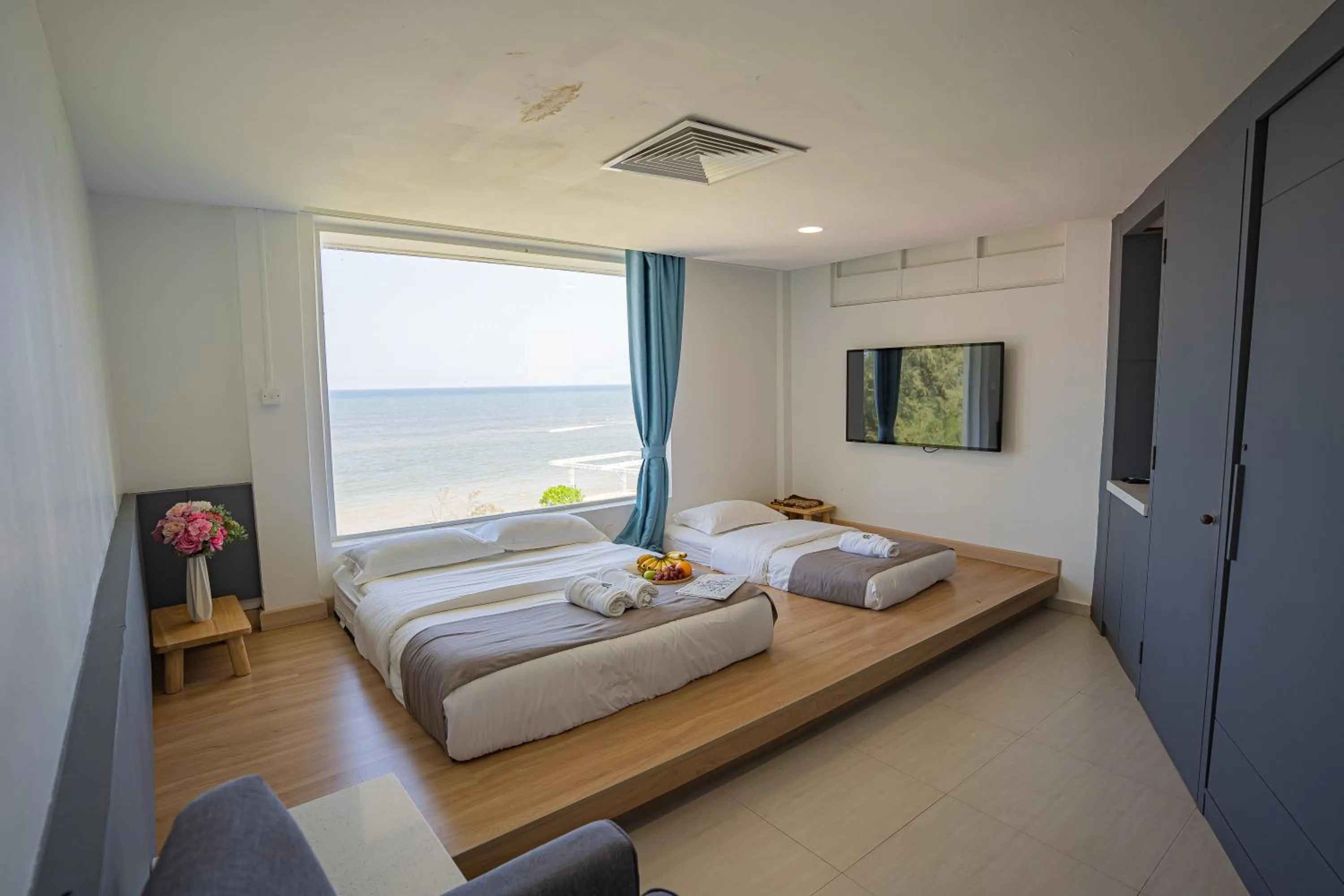 Bed in BIDONG VIEW RESORT