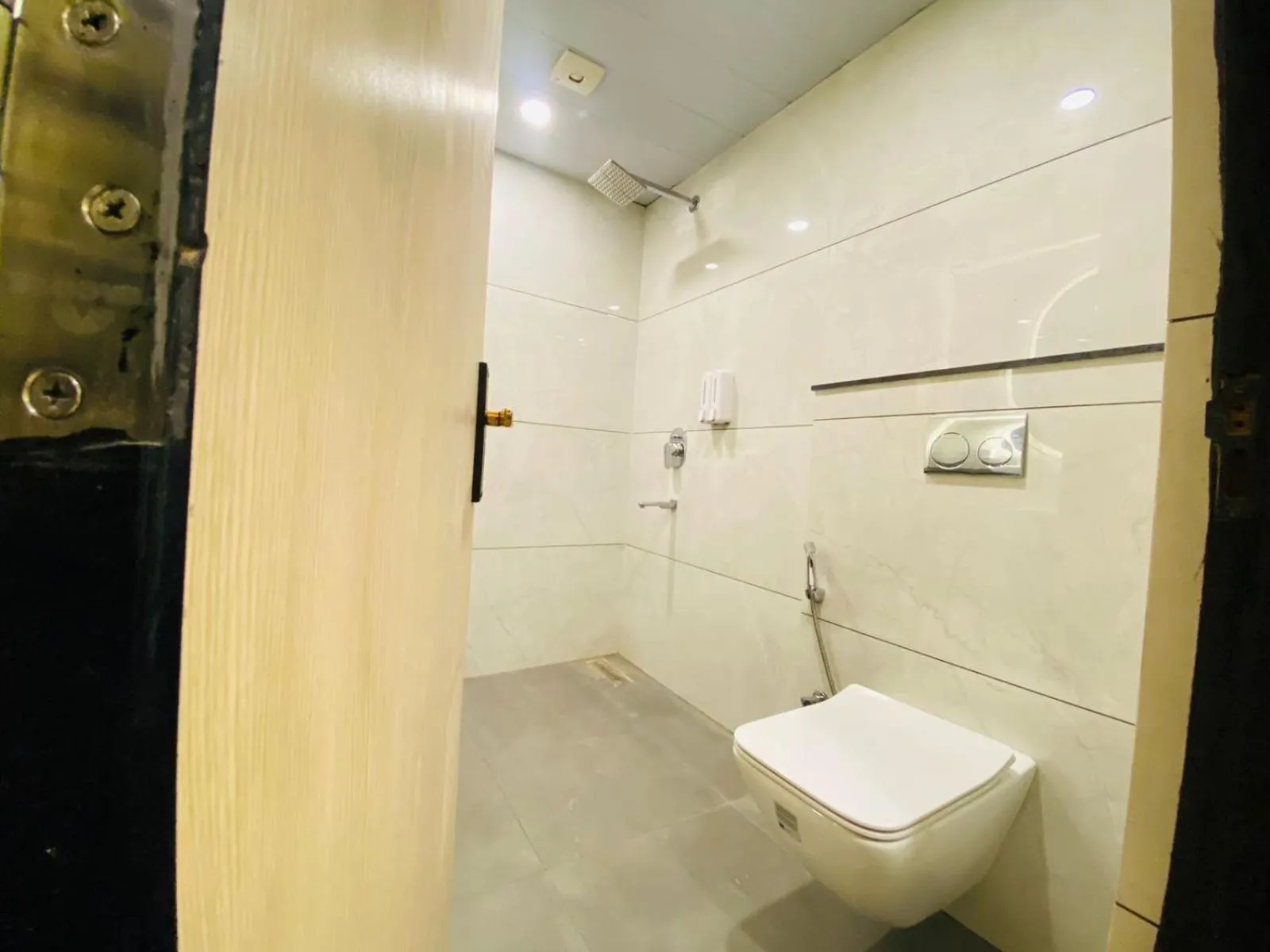 Bathroom in Hotel Holiday Grand