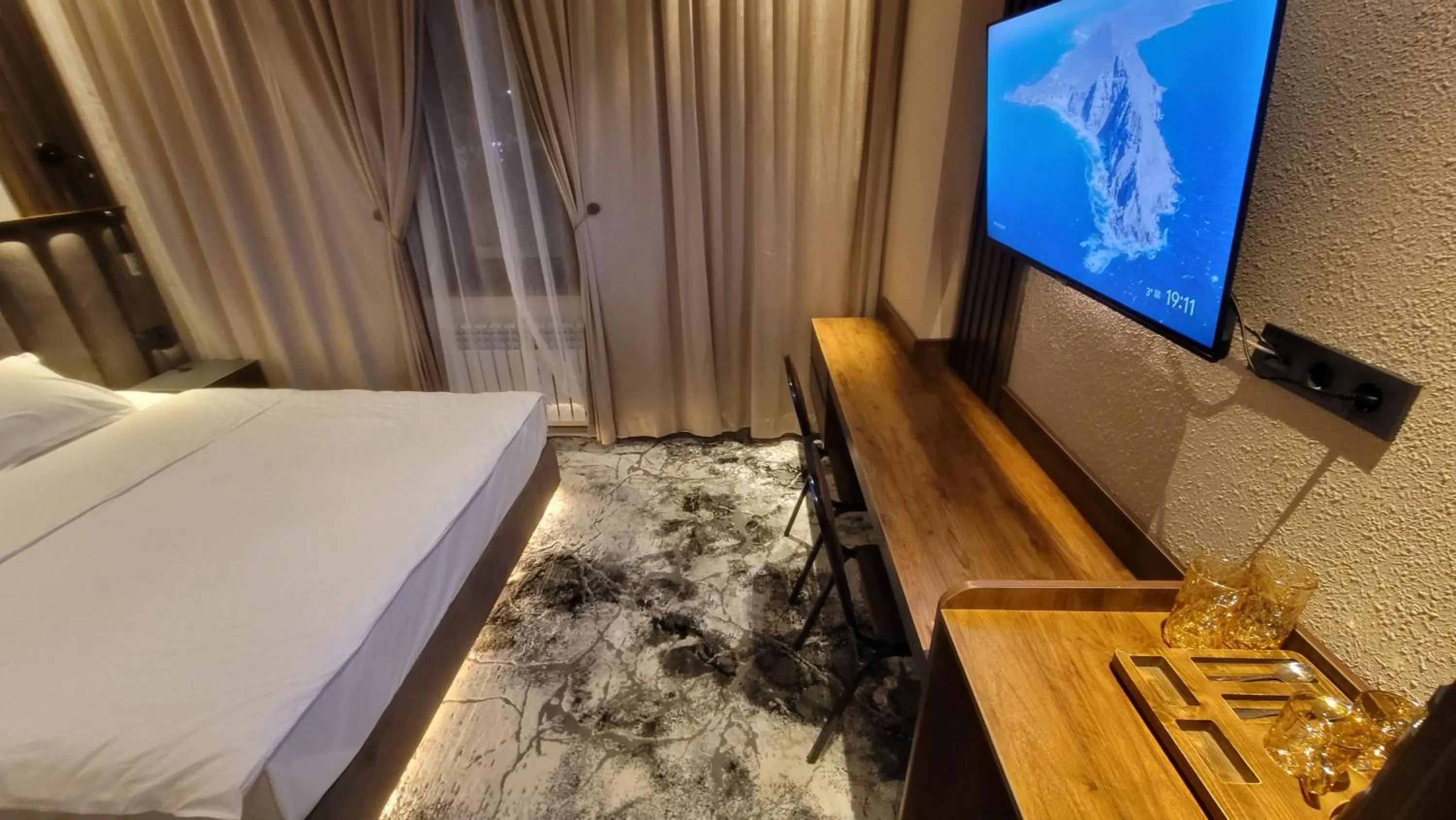 TV and multimedia, Bed in Homy House Hotel