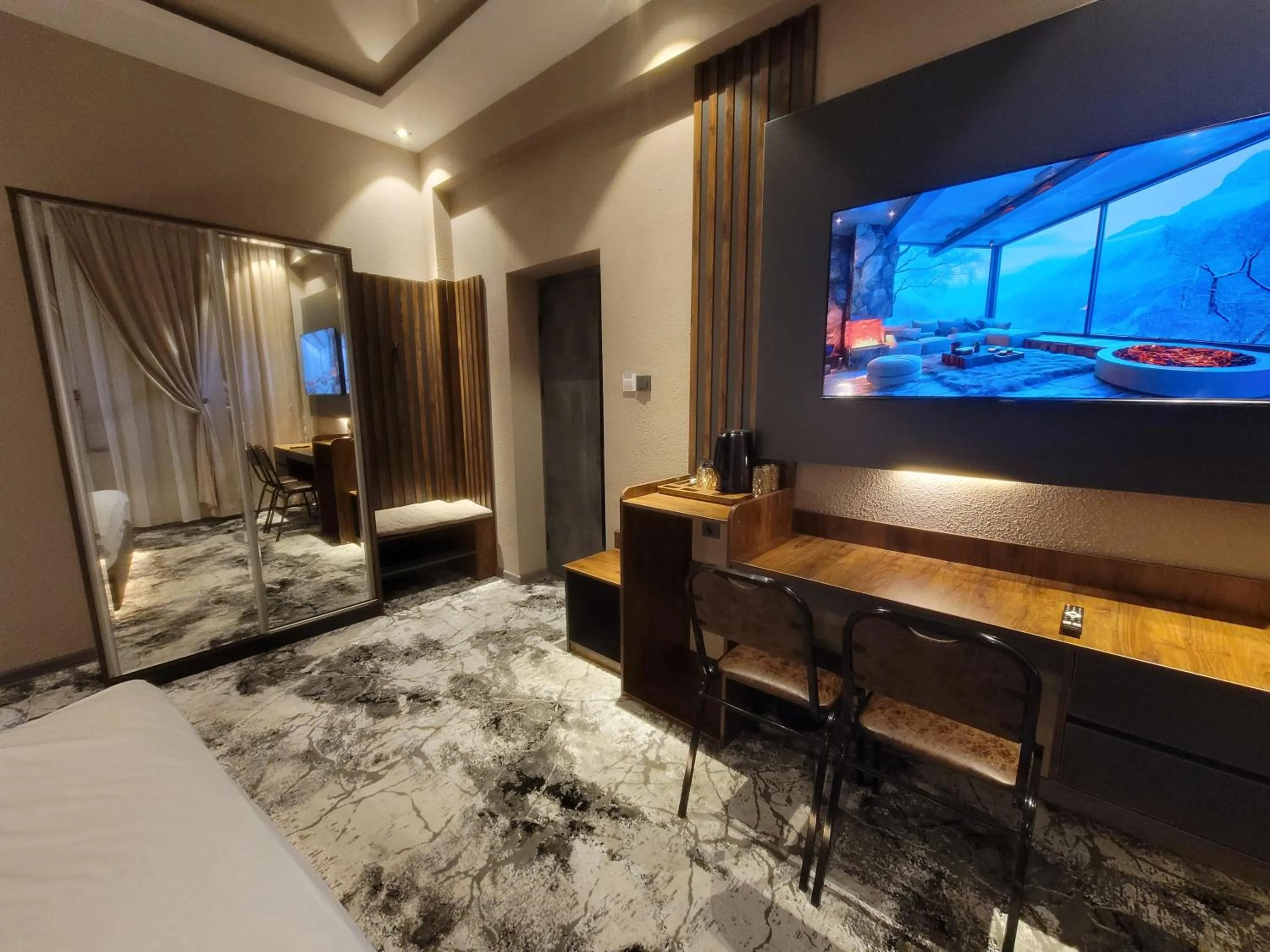 TV and multimedia, Bed in Homy House Hotel