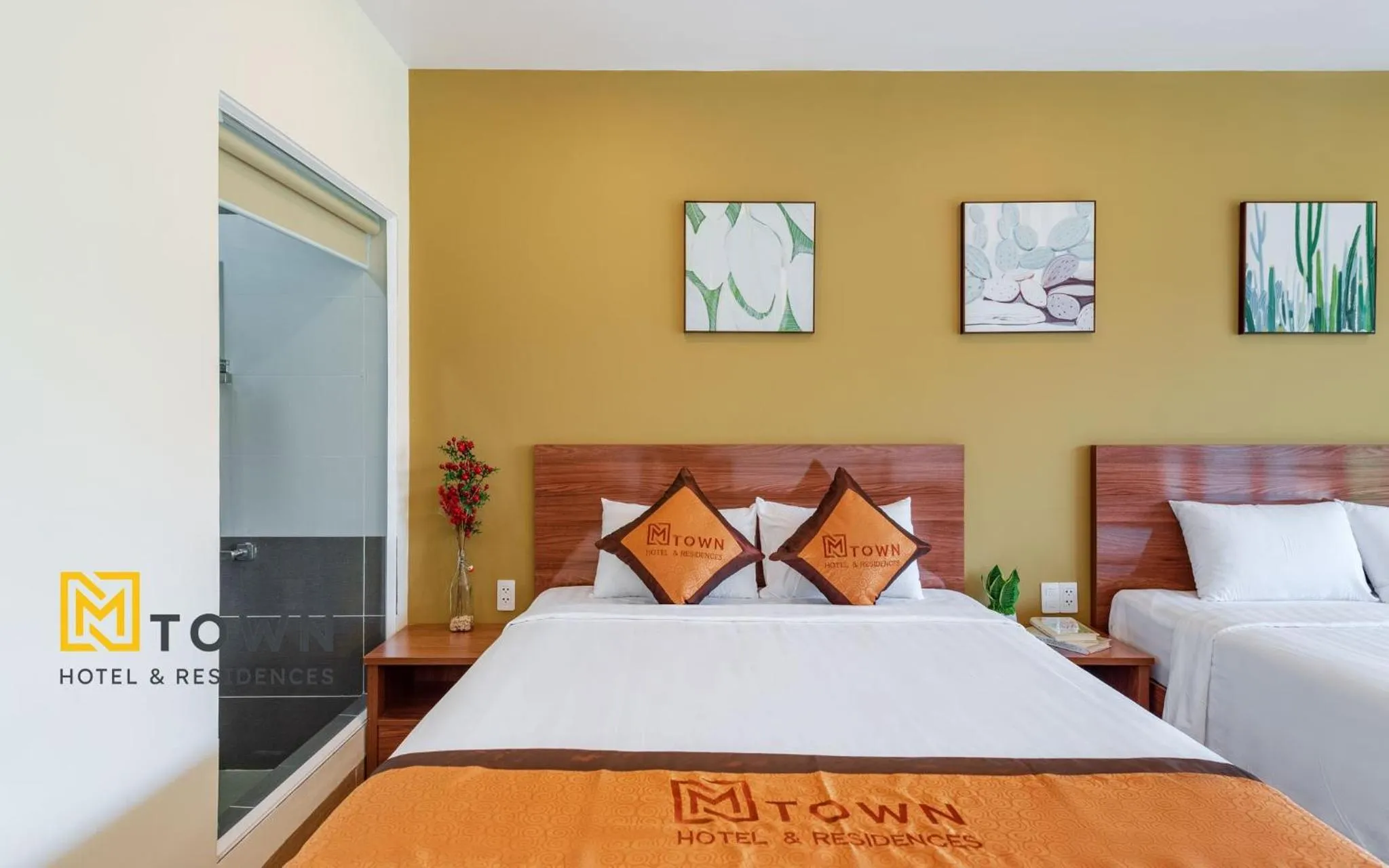 Bed in Luxy Park Hotel & Apartments - MTown