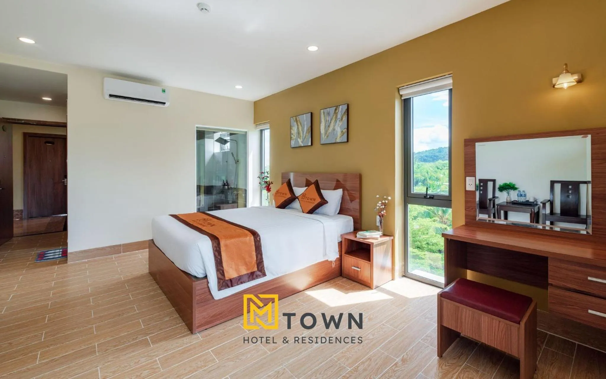 Bed in Luxy Park Hotel & Apartments - MTown