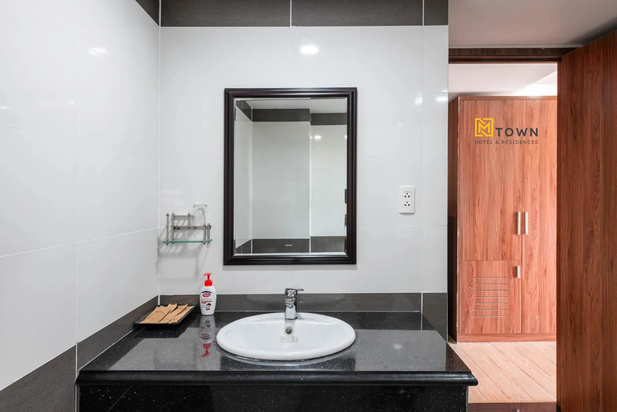 Bathroom in Luxy Park Hotel & Apartments - MTown