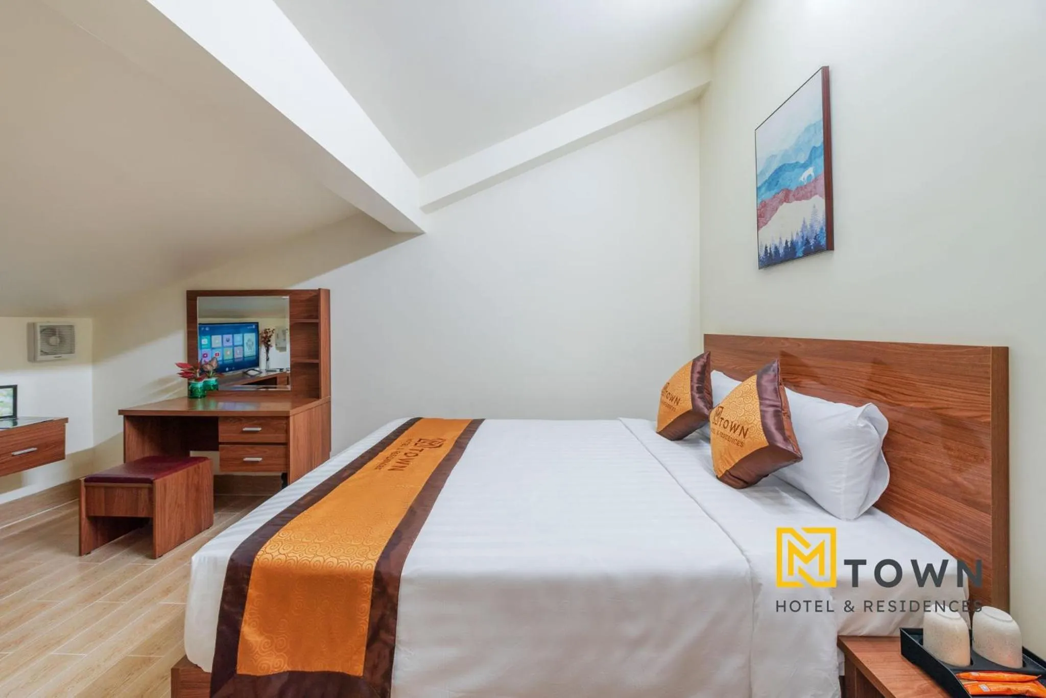 Bed in Luxy Park Hotel & Apartments - MTown