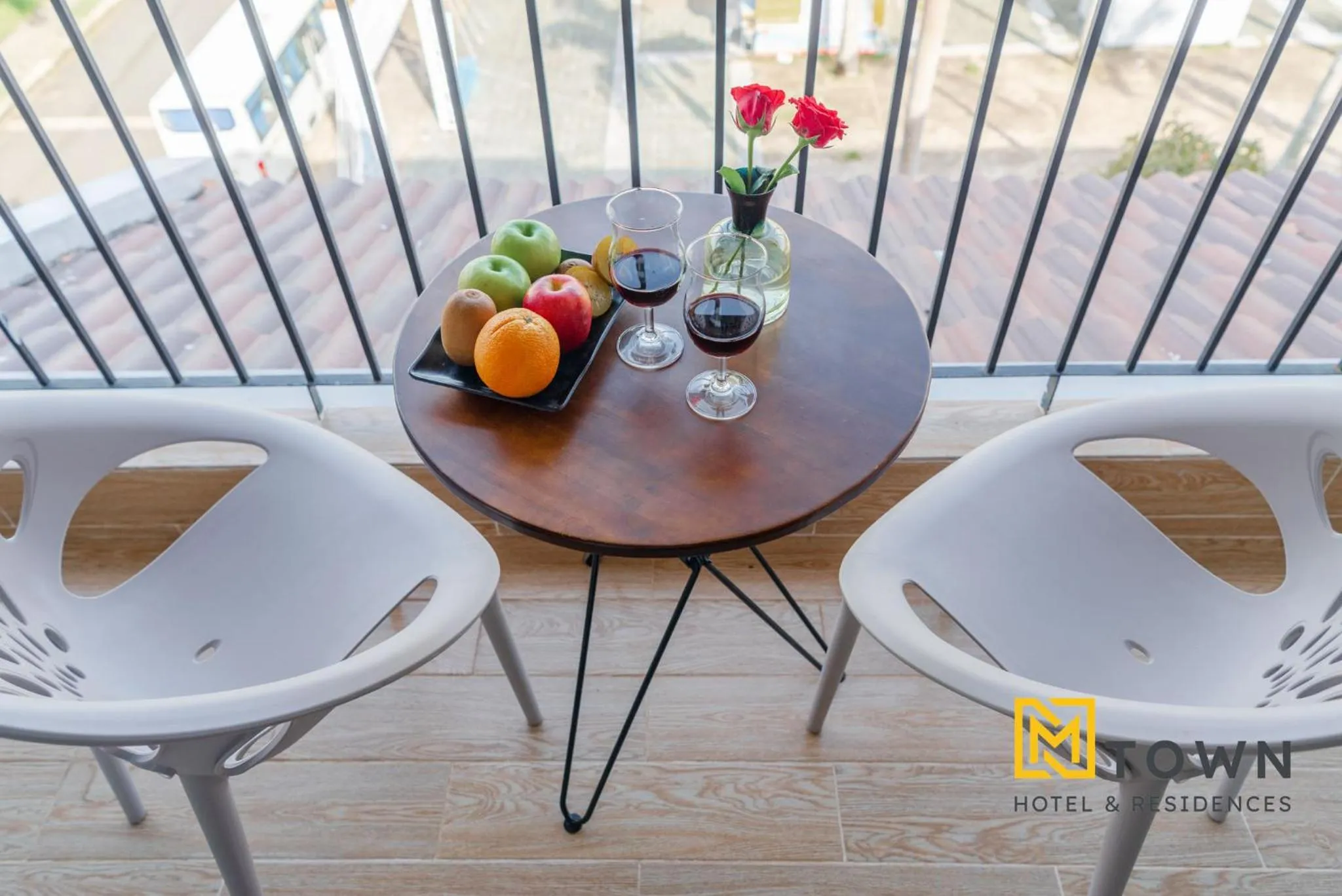 Patio in Luxy Park Hotel & Apartments - MTown