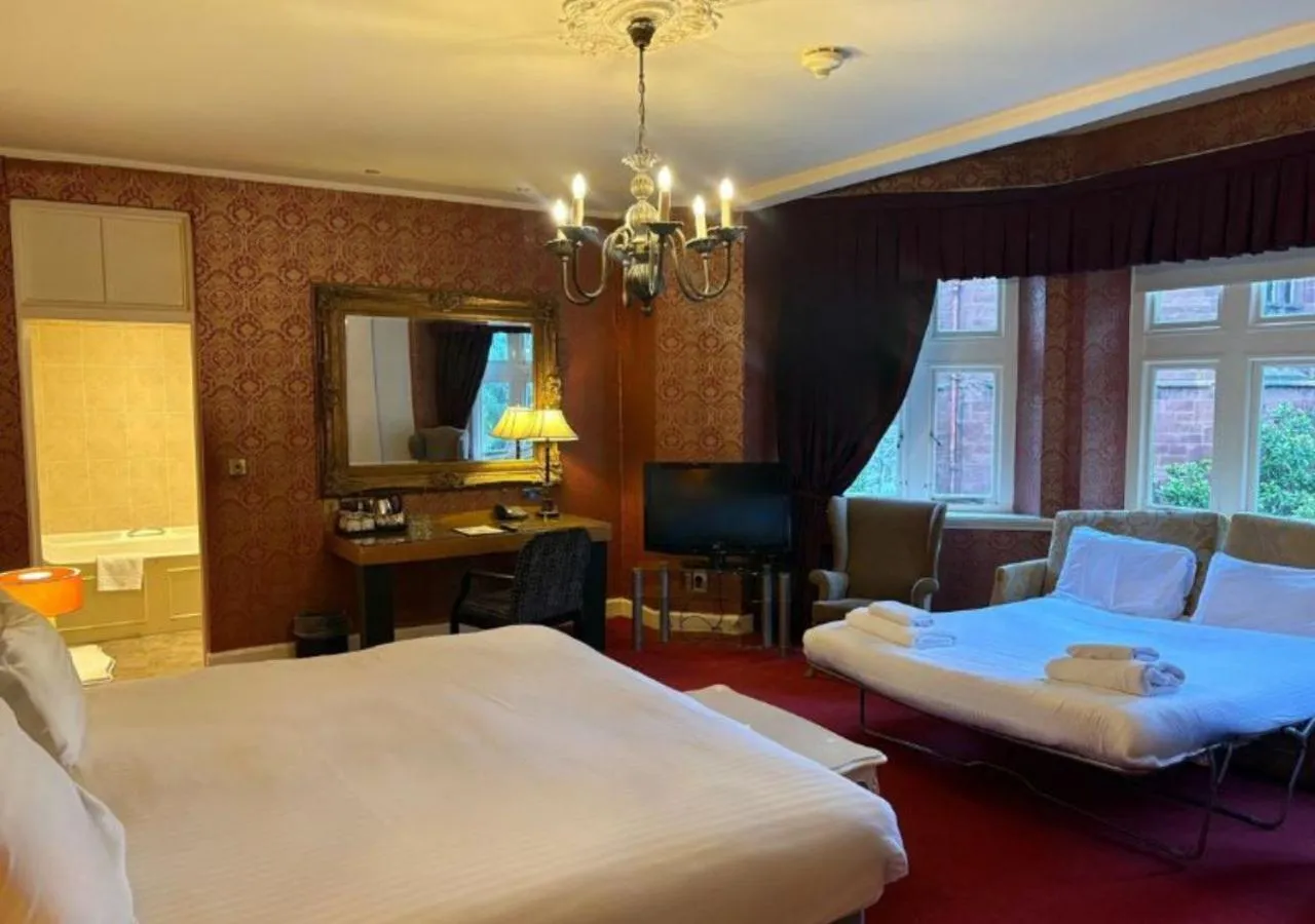 Bedroom, Bed in Ruthin Castle Hotel and Spa