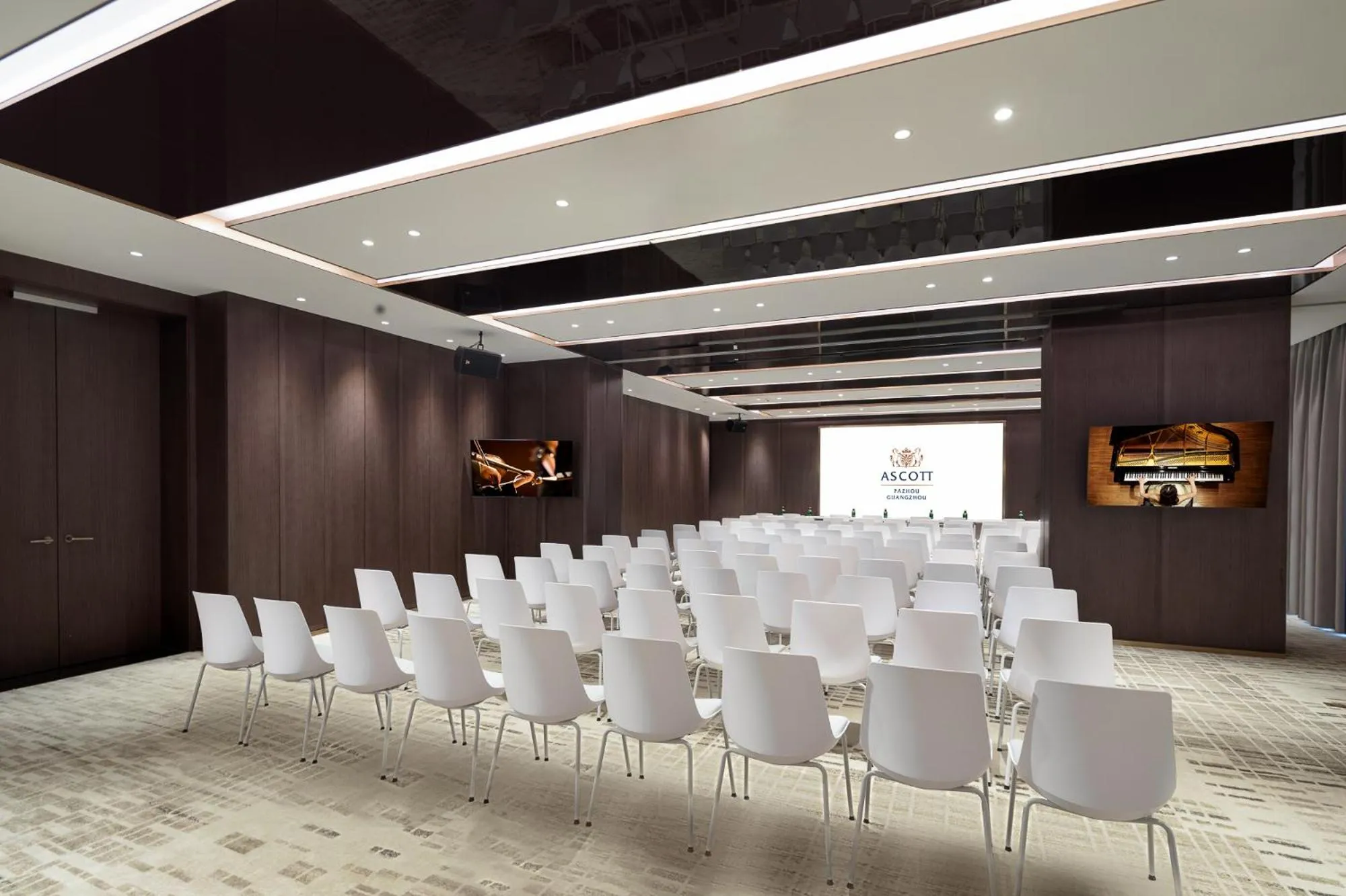 Meeting/conference room in Ascott Pazhou Guangzhou