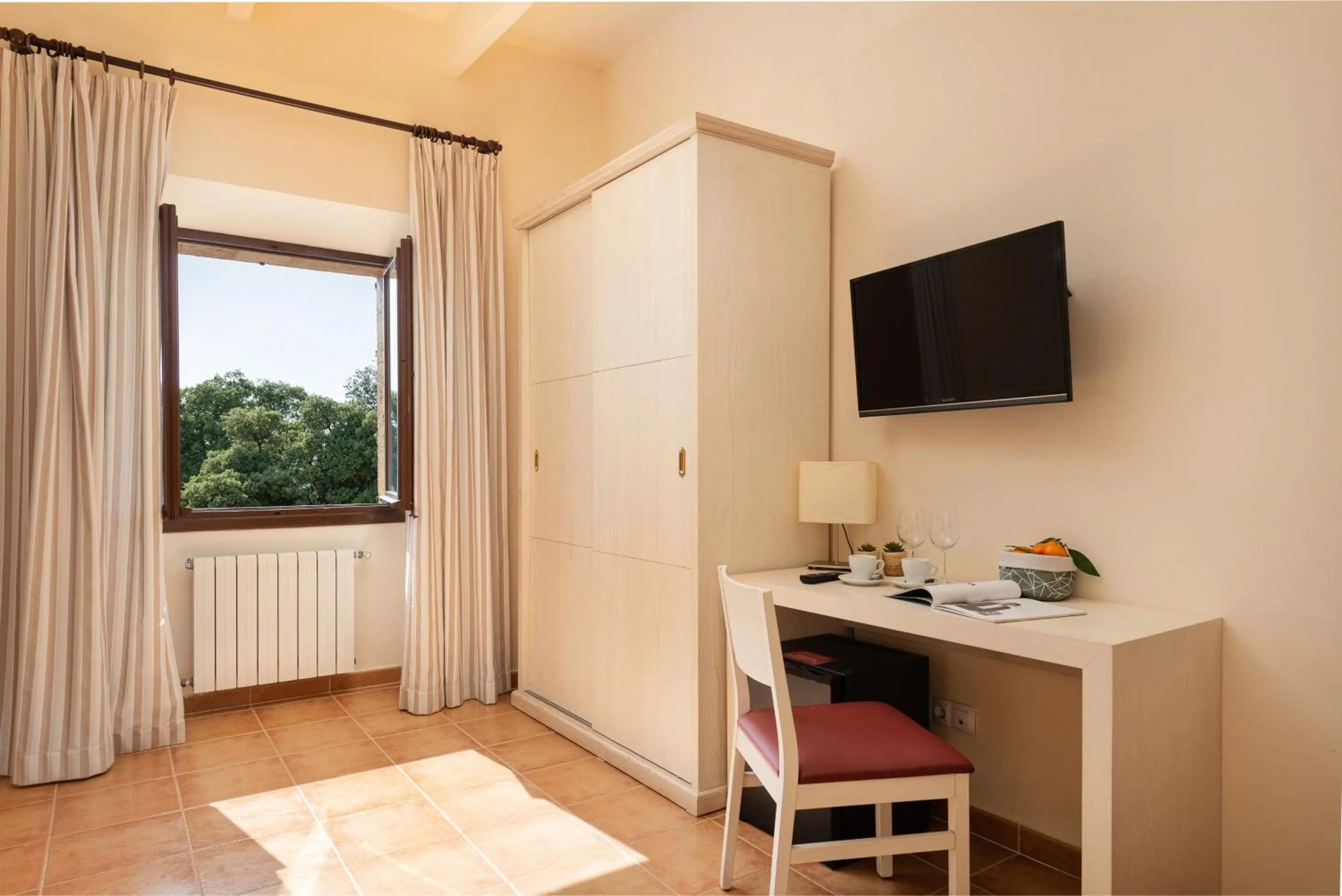 Bedroom in Santuari de Cura
