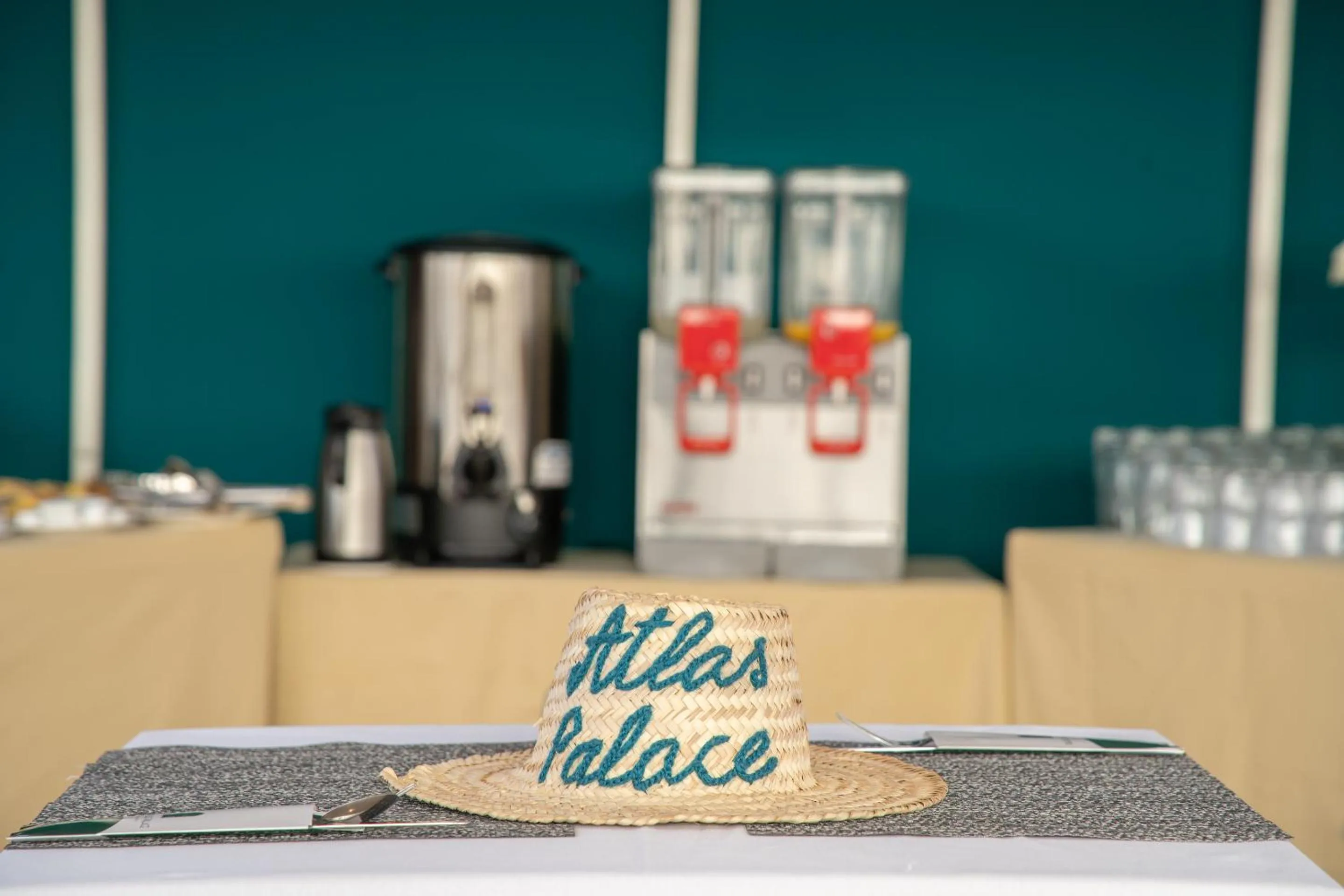 Coffee/tea facilities in Riad Atlas Palace & SPA