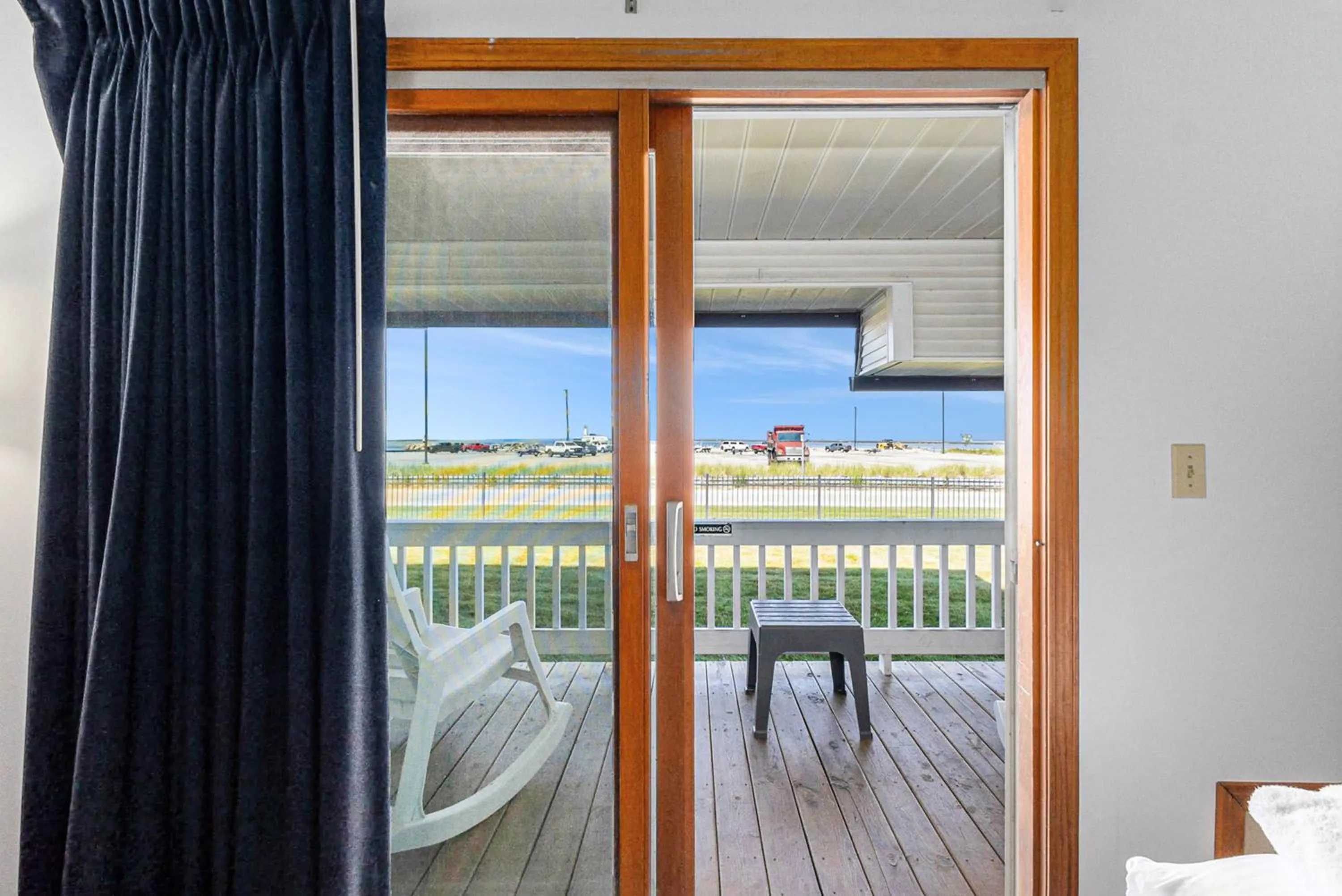 Balcony/Terrace in Snyders Shoreline Inn
