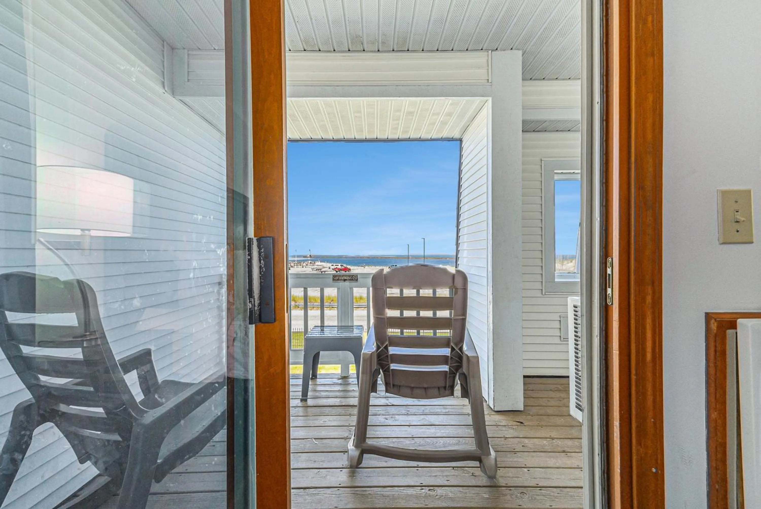 Balcony/Terrace in Snyders Shoreline Inn