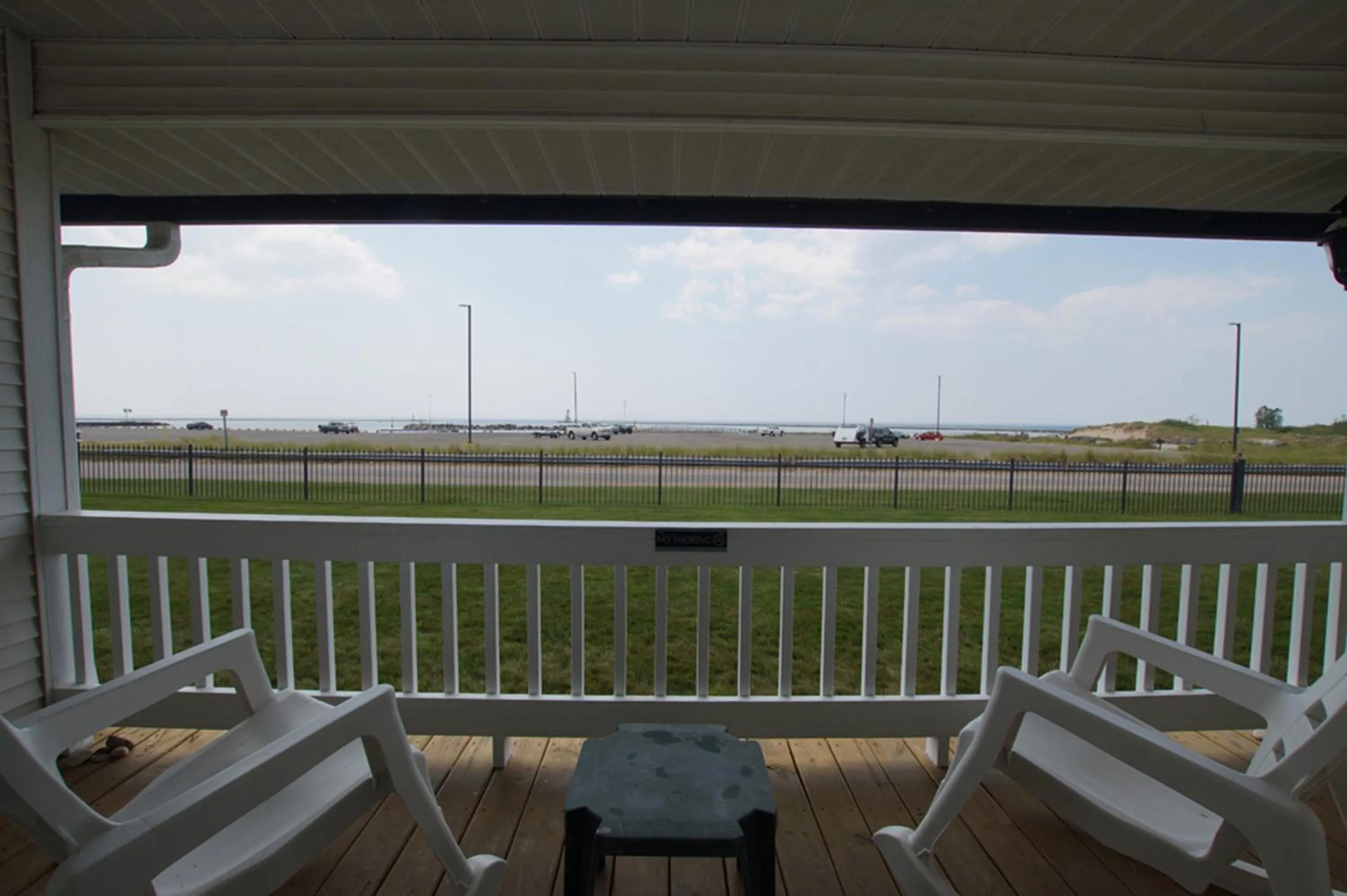 Balcony/Terrace in Snyders Shoreline Inn