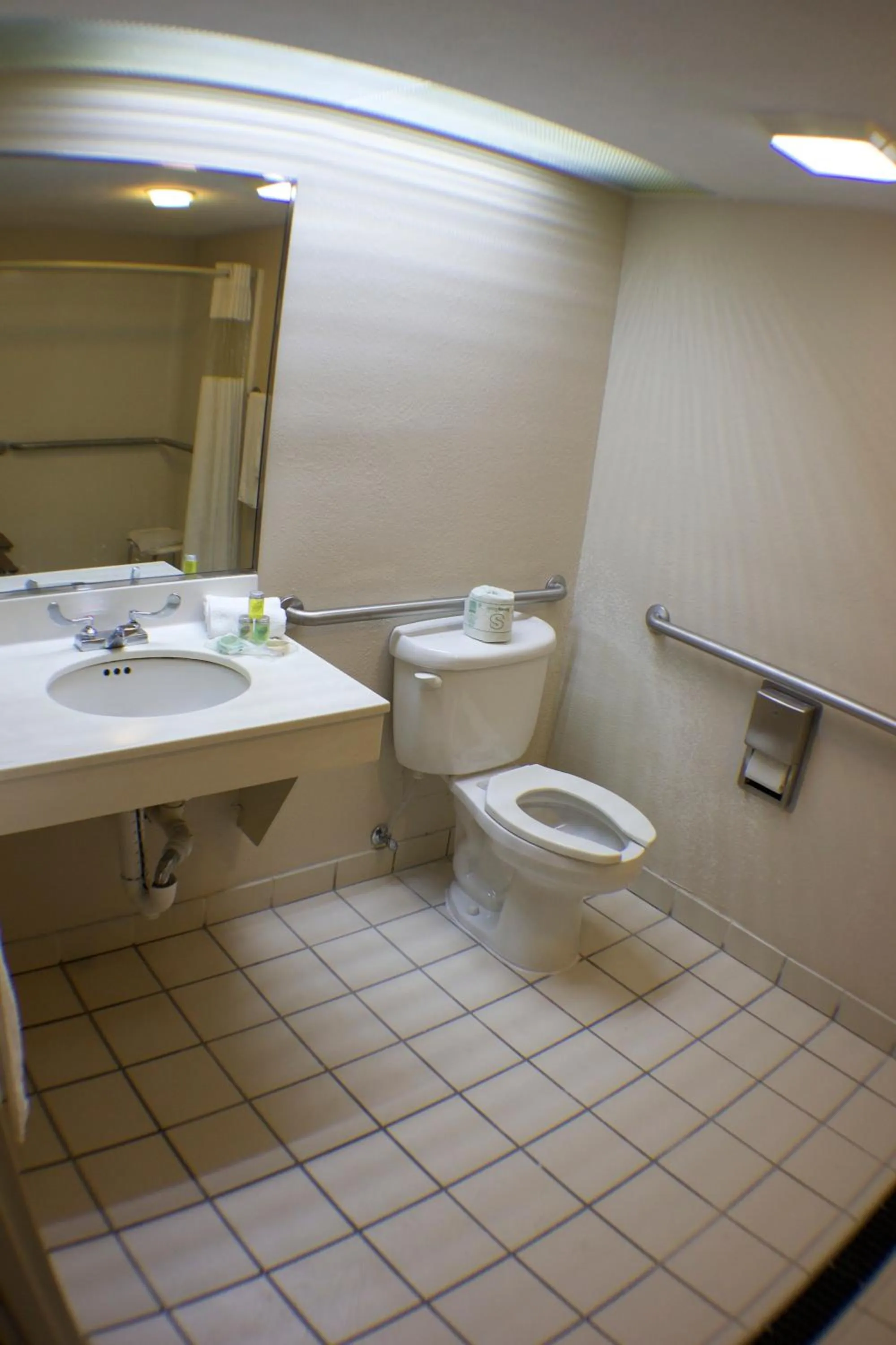 Bathroom in The Garden Inn