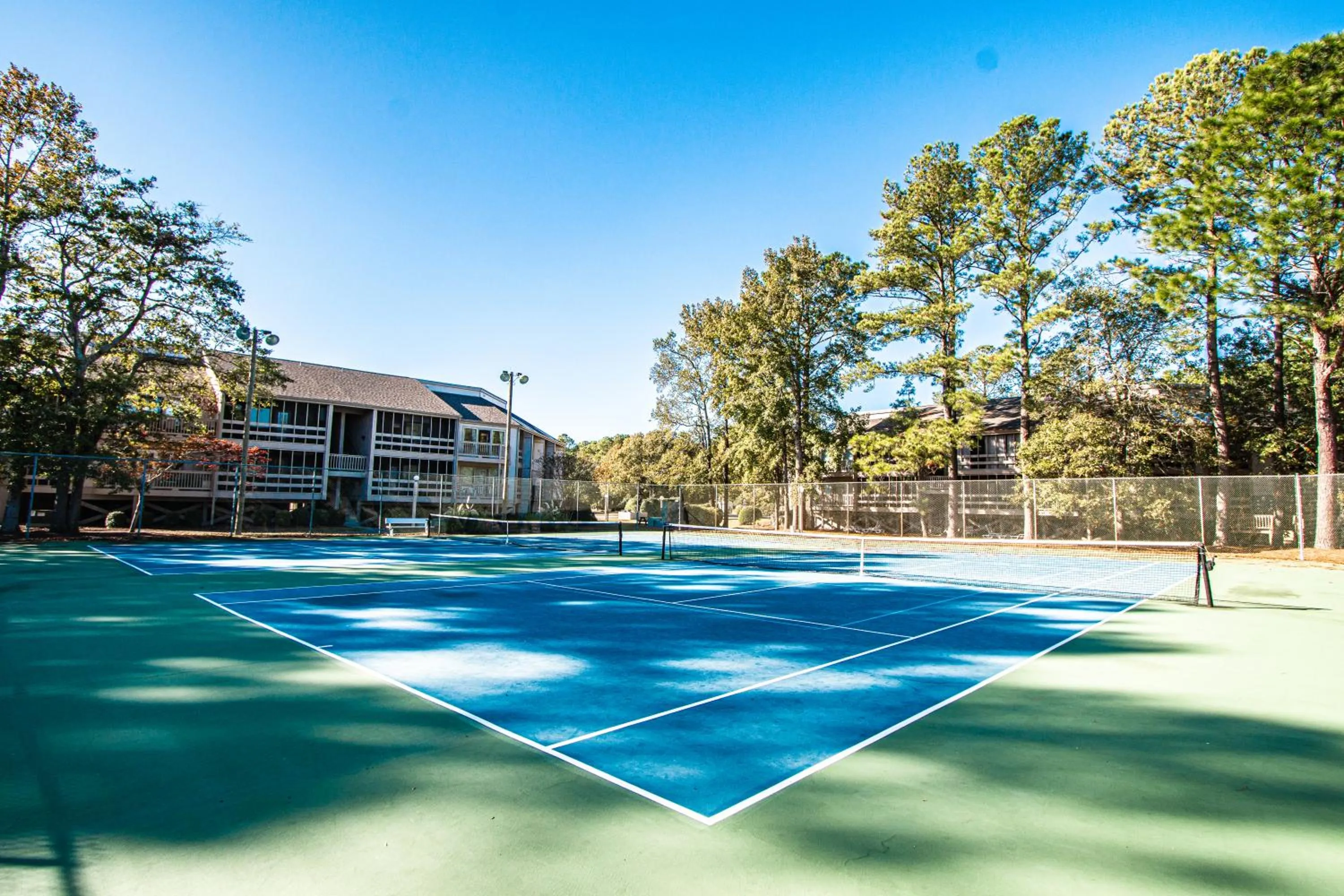 Tennis court in Waterwood Townhouses
