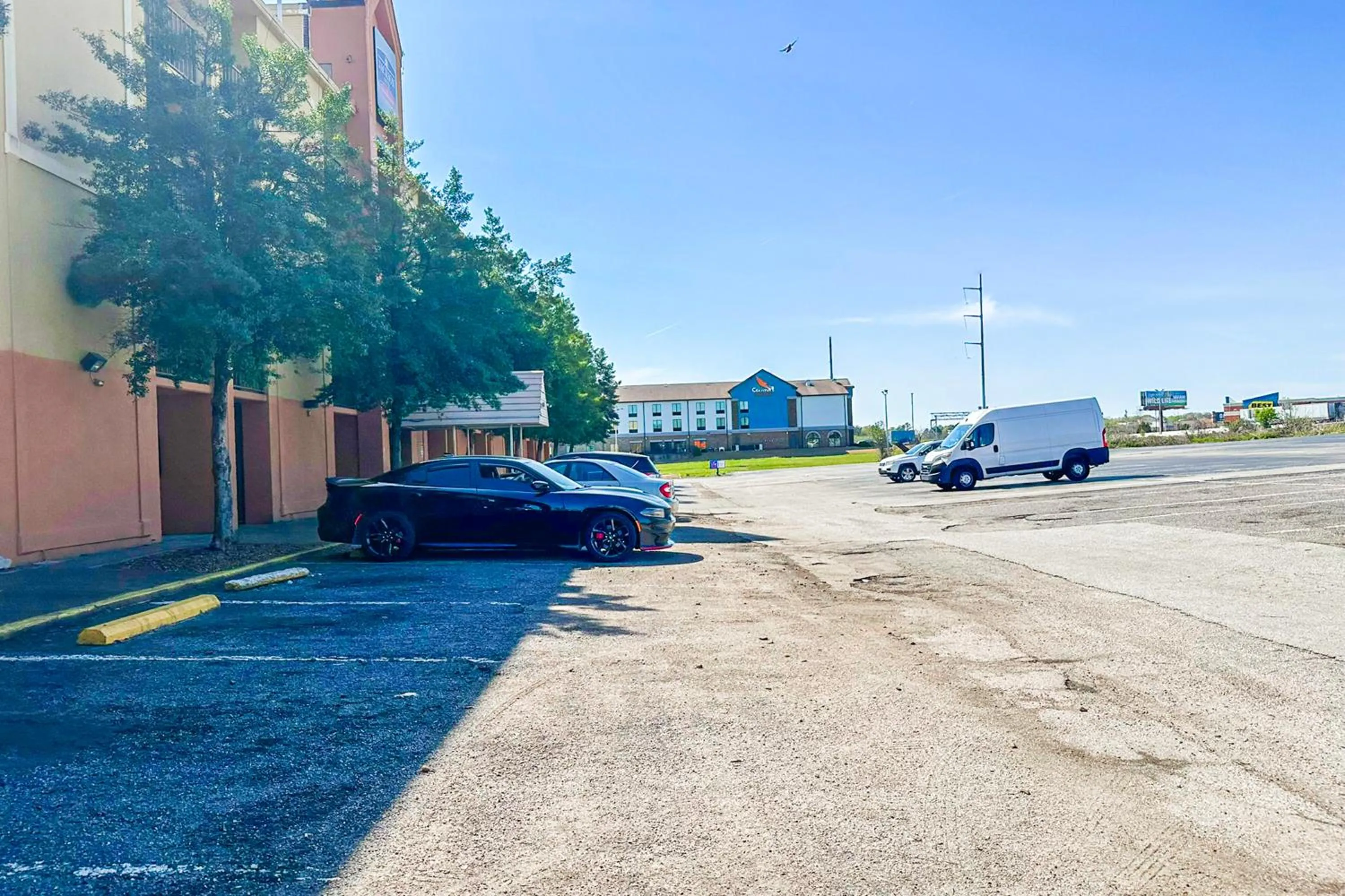 Parking in Jackson Hotel And Convention Center