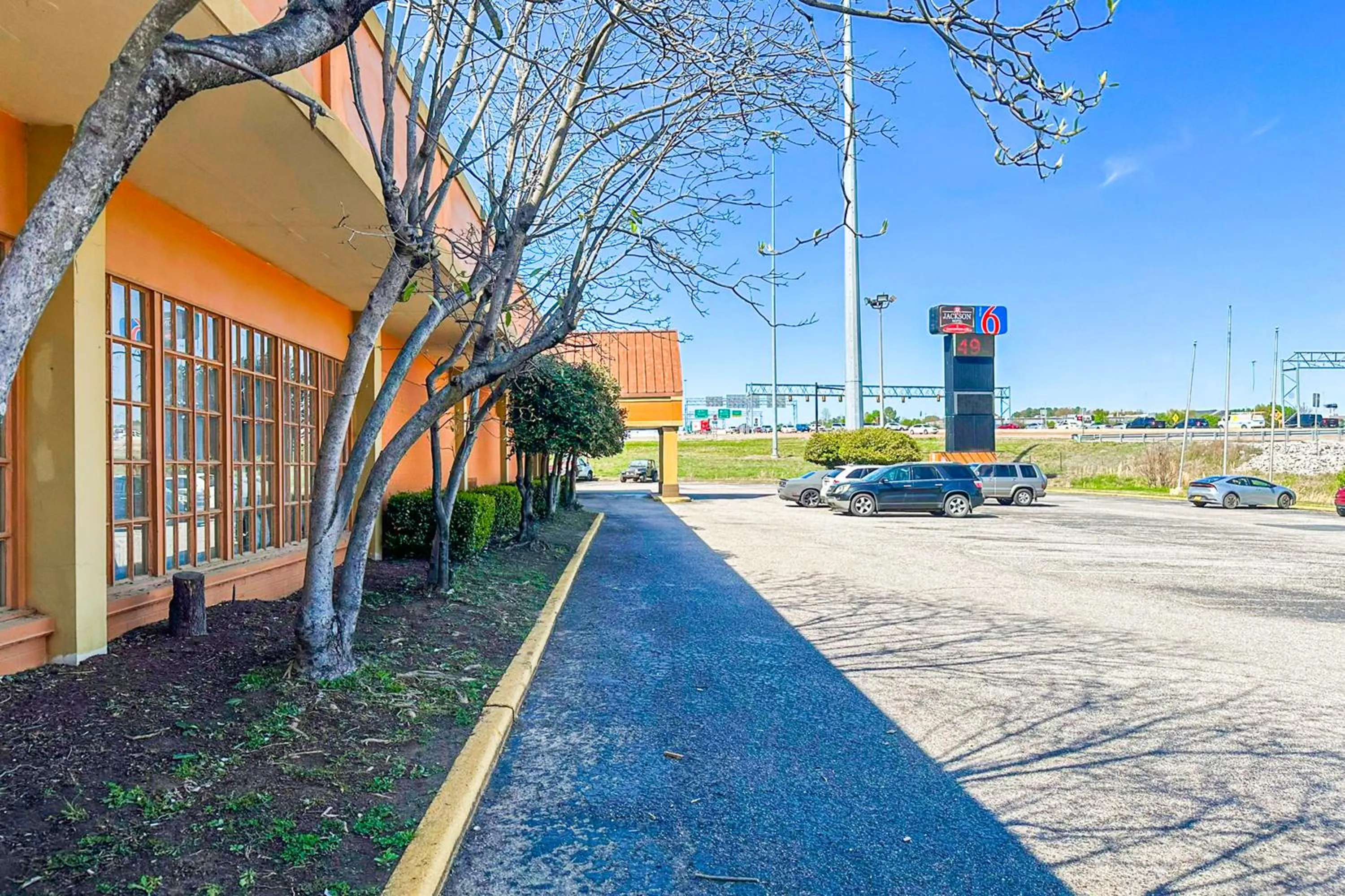 Parking in Jackson Hotel And Convention Center