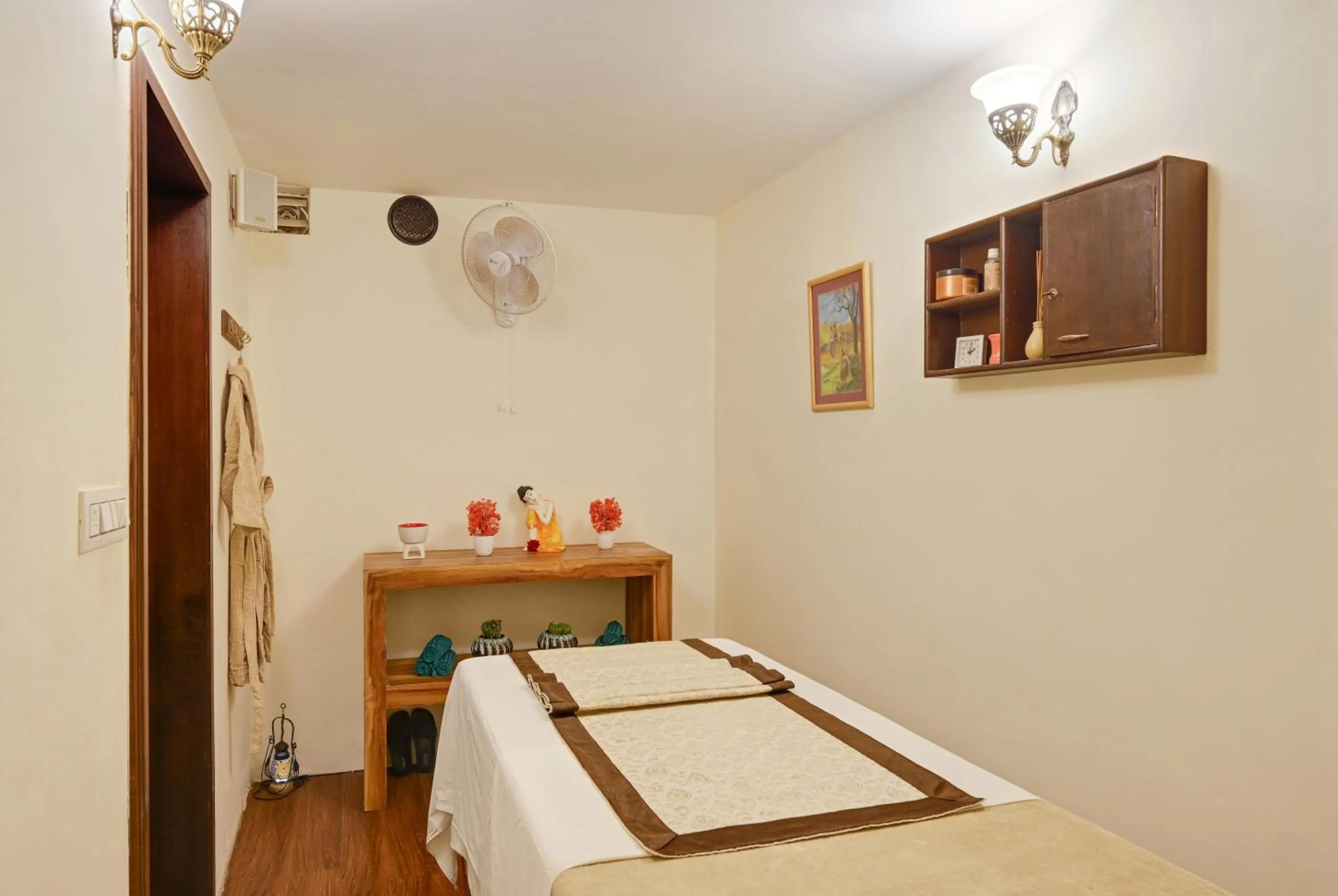 Spa and wellness centre/facilities, Bed in Swaroop Vilas - Lake Facing Boutique Hotel