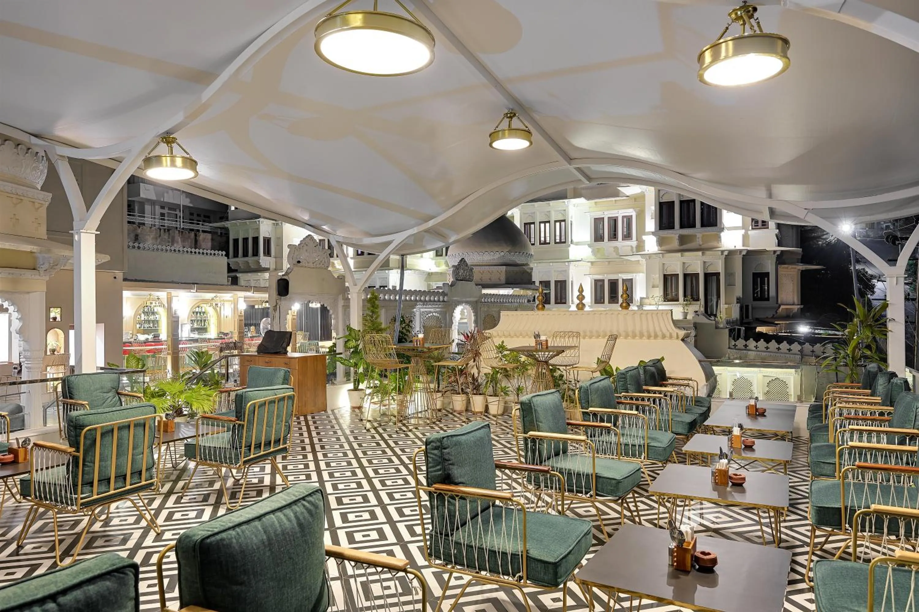 Restaurant/places to eat in Swaroop Vilas - Lake Facing Boutique Hotel