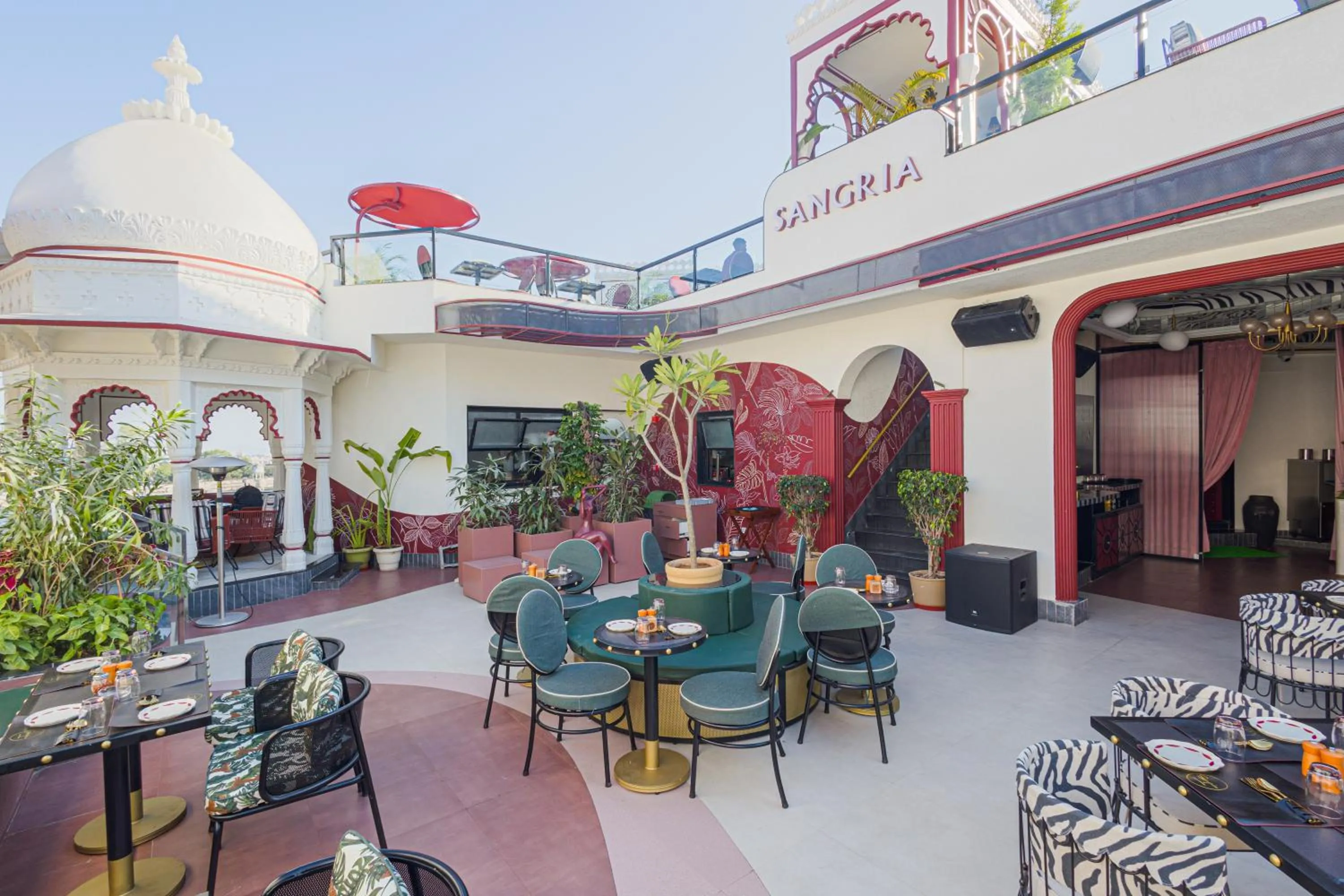 Restaurant/places to eat in Swaroop Vilas - Lake Facing Boutique Hotel