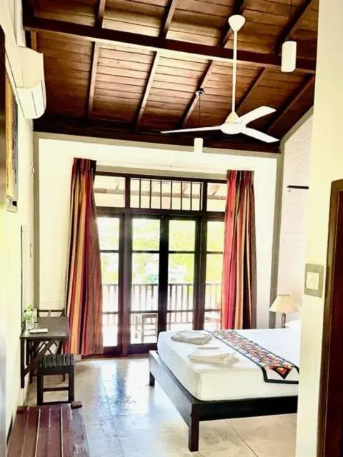 Deluxe Double Room with Sea View - single occupancy in Serein Beach Hotel Deluxe Double Room with Sea View - single occupancy in Serein Beach Hotel