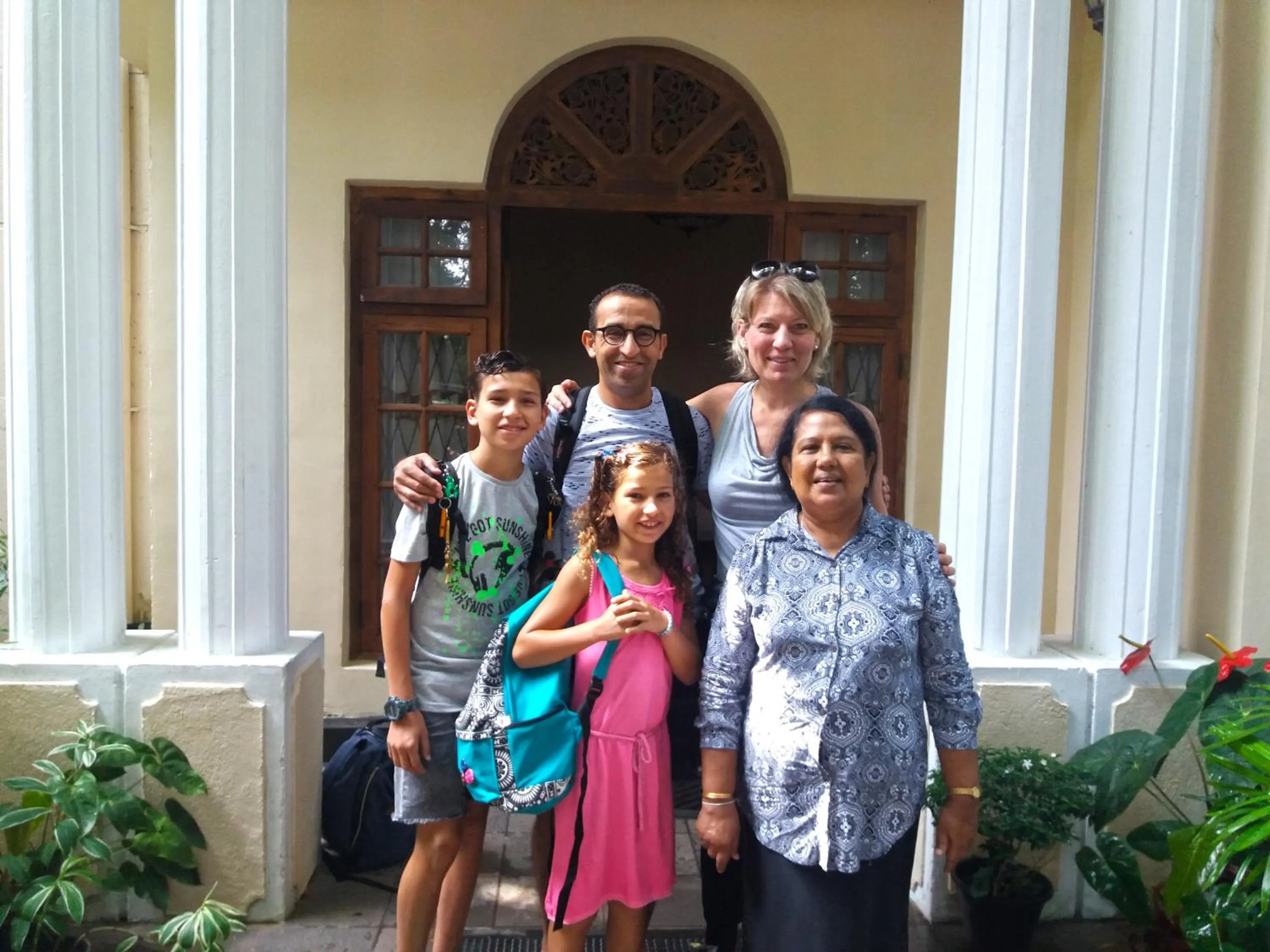 Family in Tree Breeze Inn