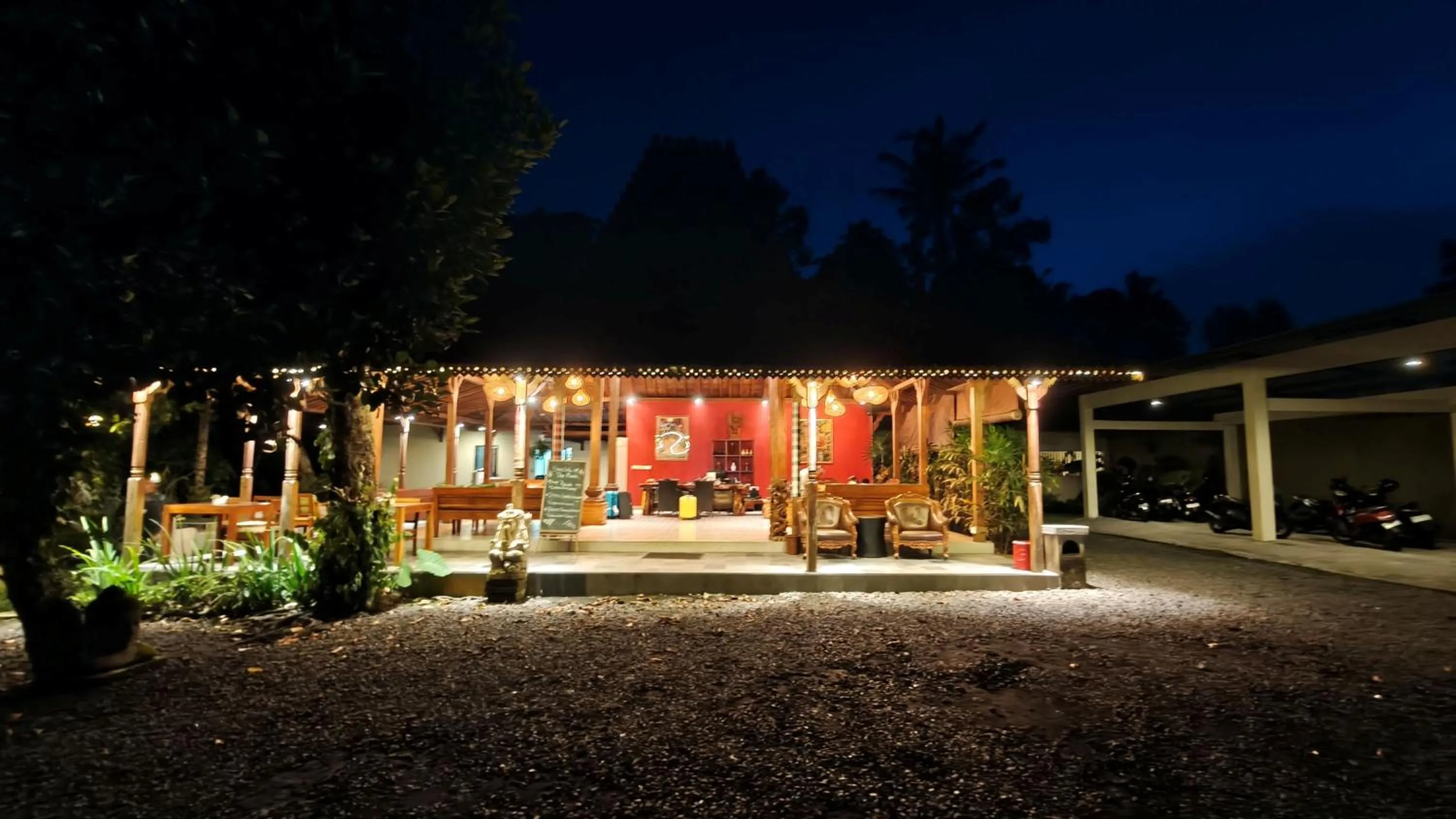 Property building in Ubud Heaven Sayan