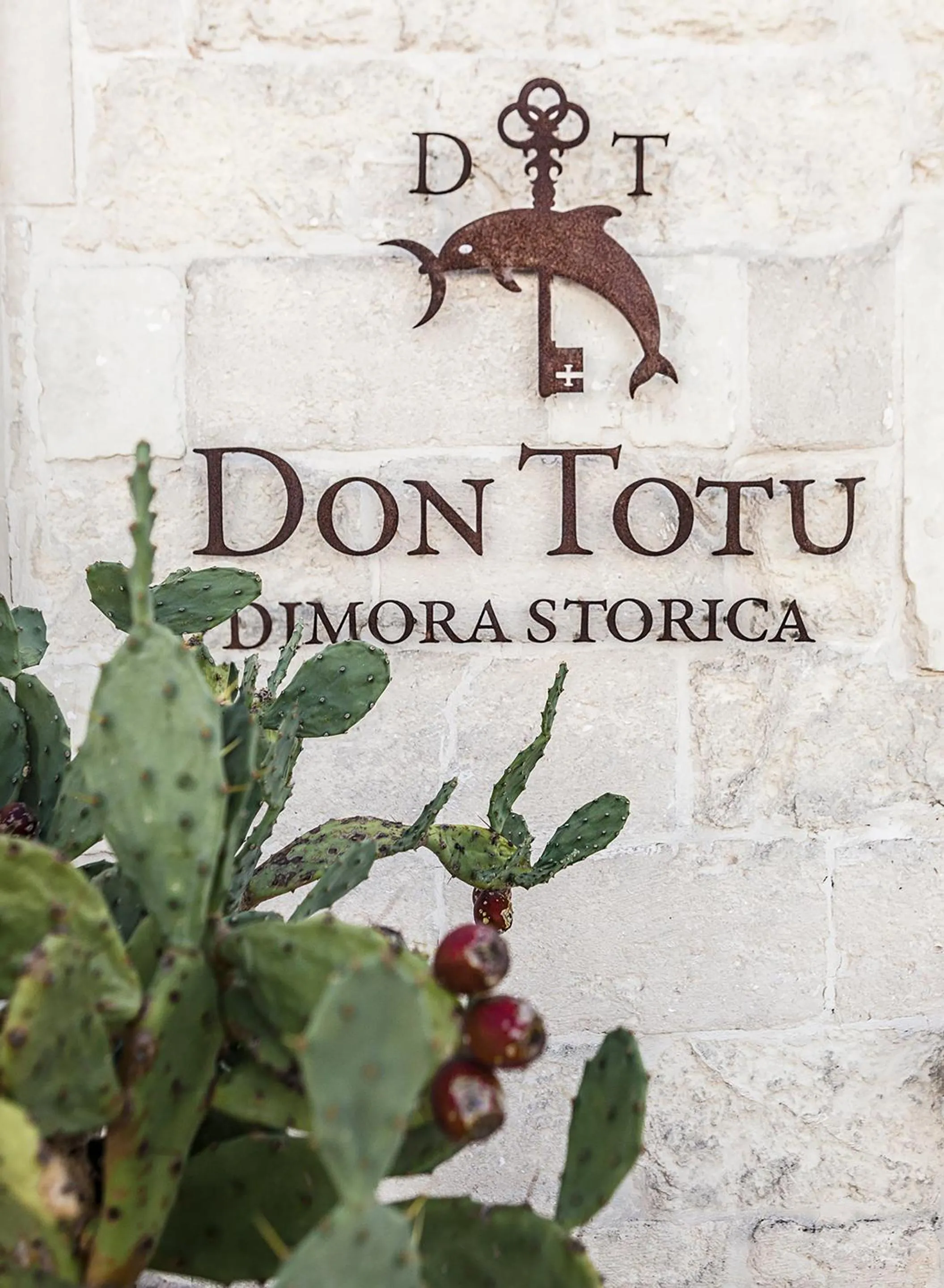 Property logo or sign in Don Totu - Dimora Storica