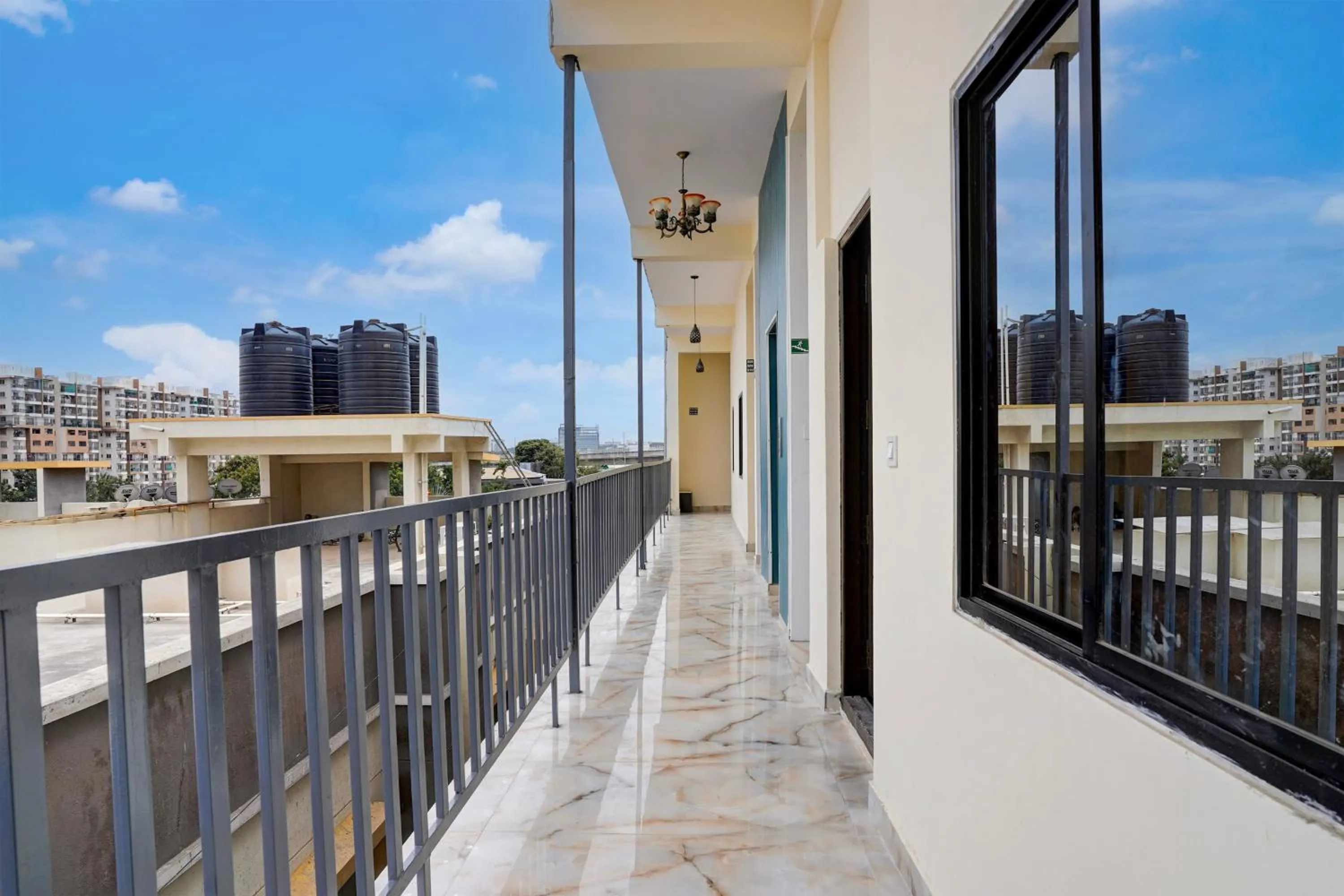 Lobby or reception in Super Hotel O Hosur Road Near PES University