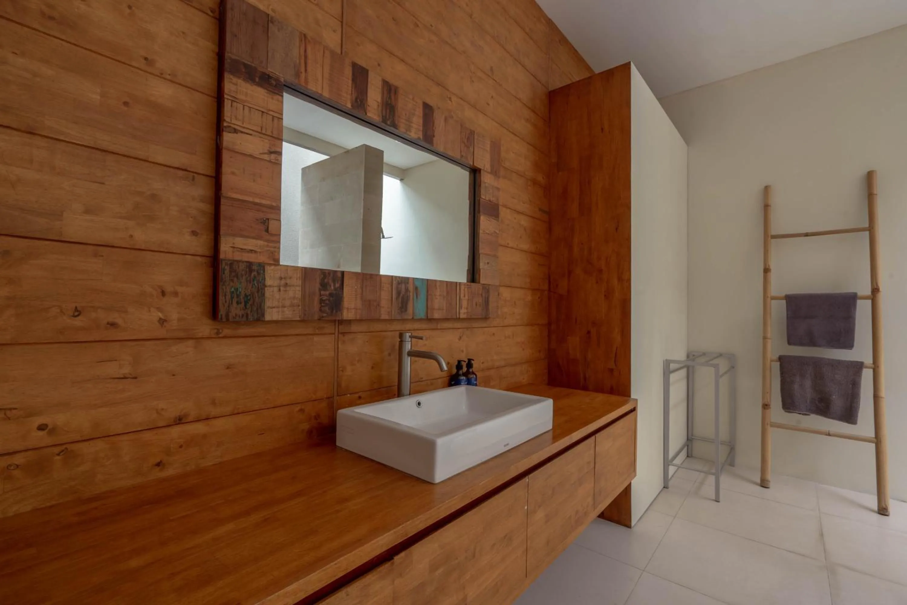 Bathroom in The Lavana Gracie's Villa Nusa Dua