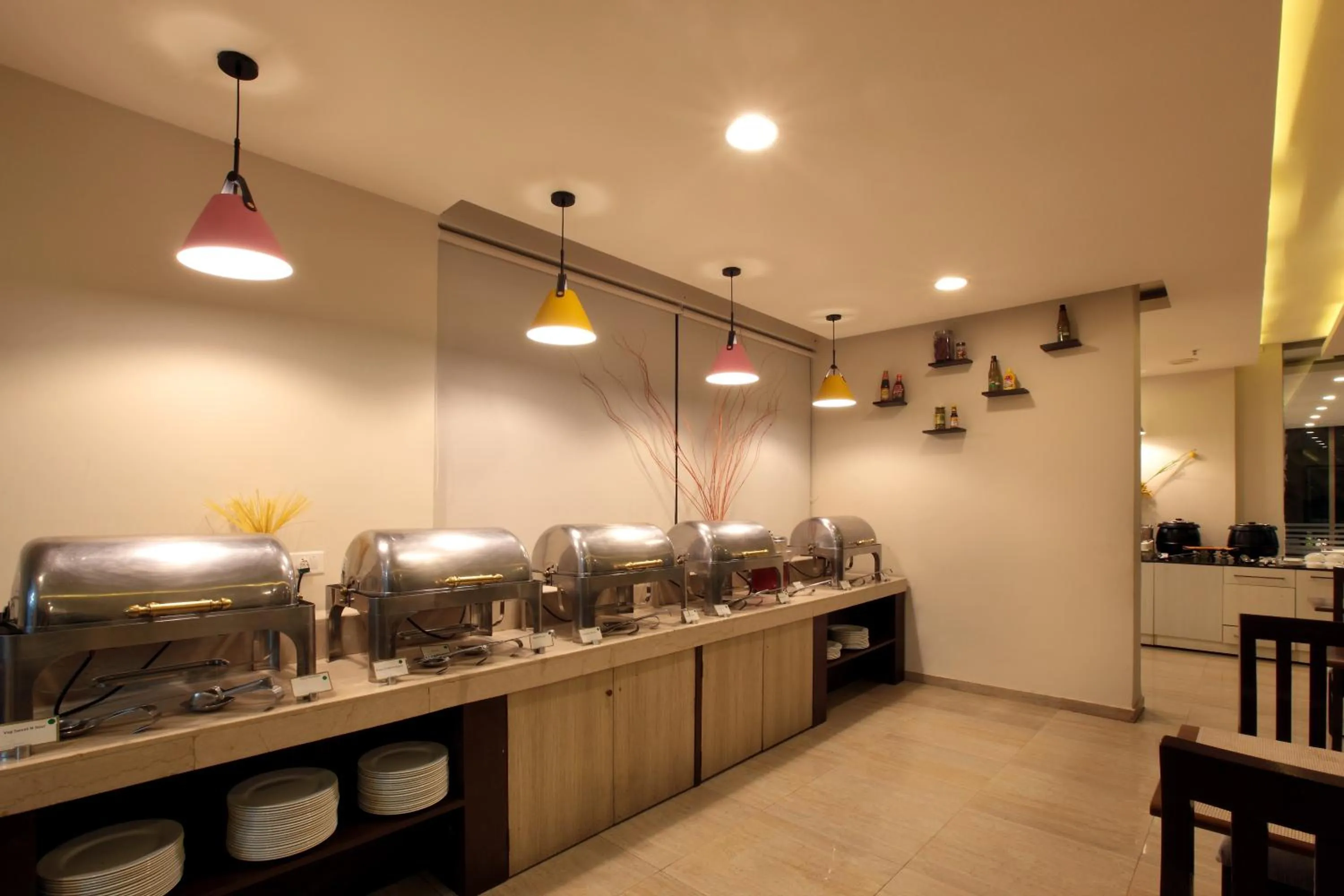 Food and drinks in Starlit Suites Bangalore