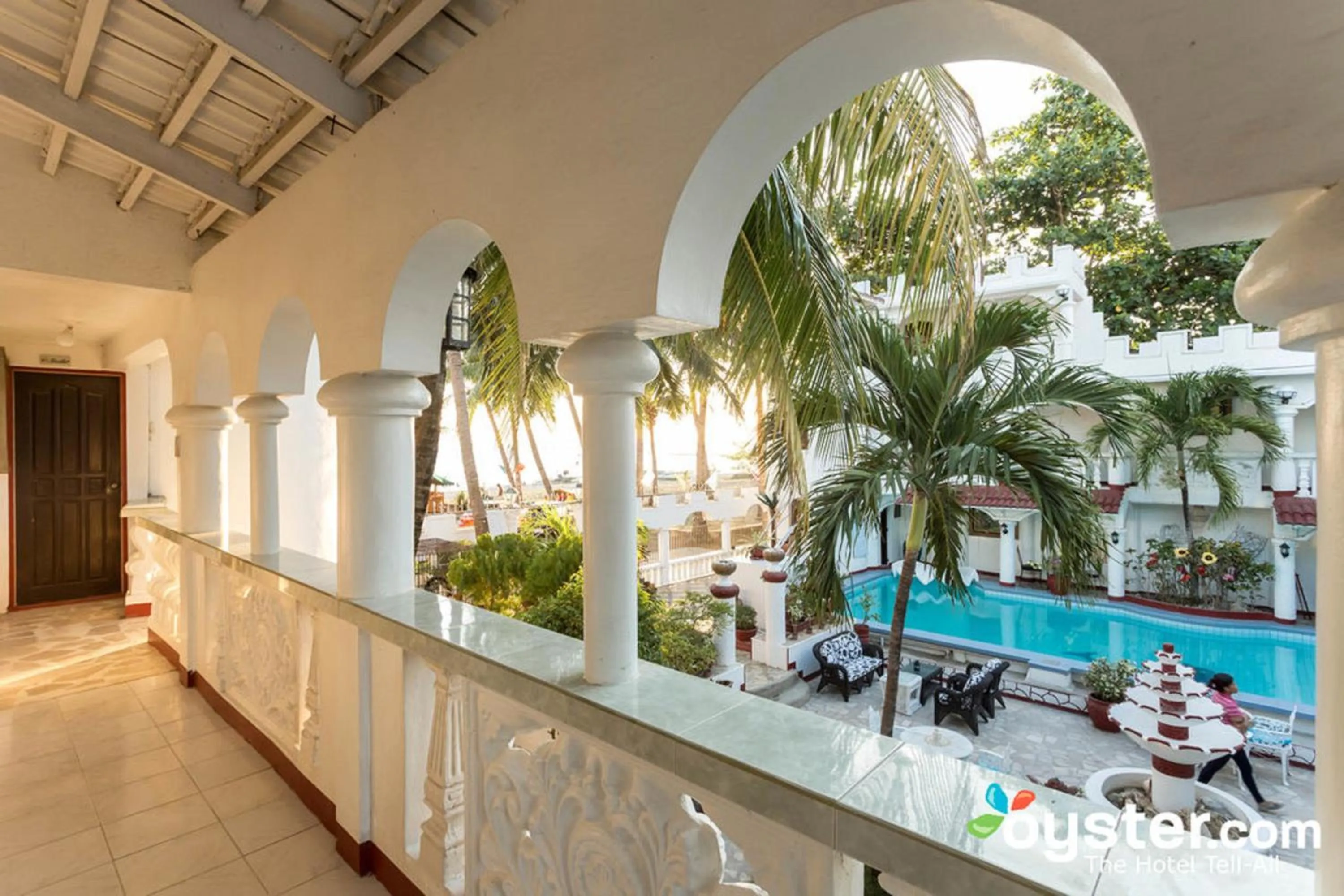 Balcony/Terrace in White & Yellow Castle Hotel and Resort