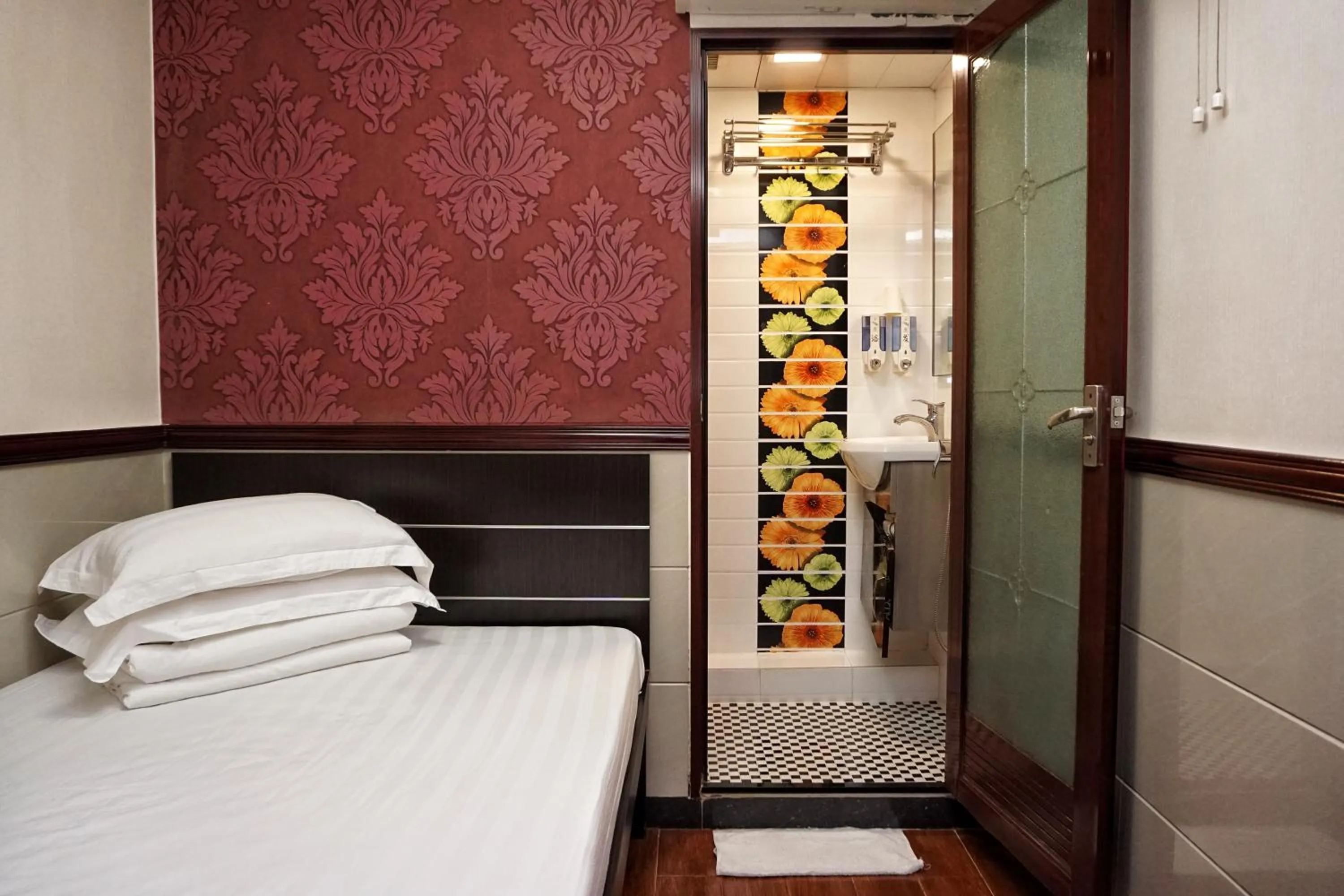 Bed in Hang Ho Hostel